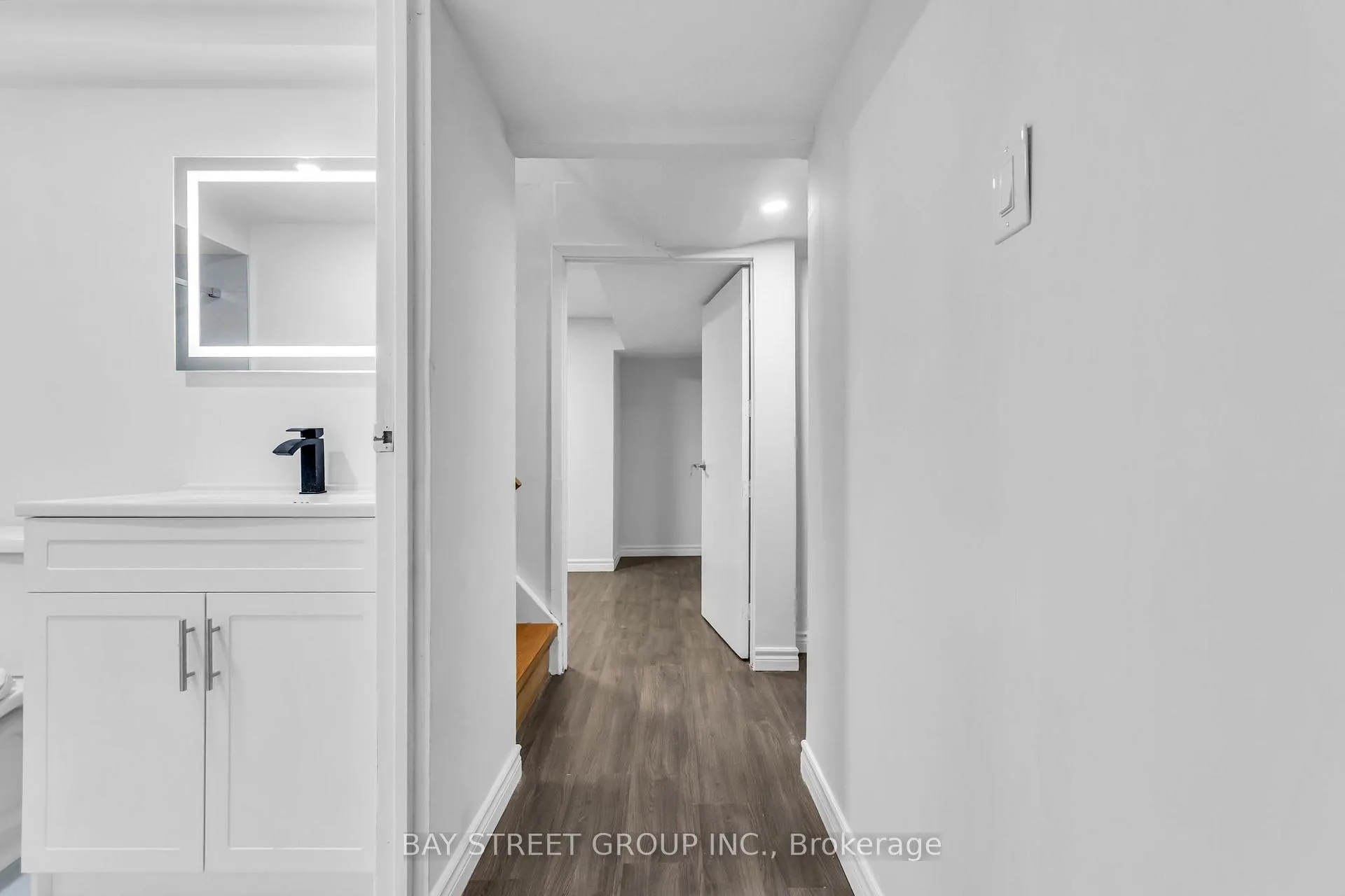 Photo 28 of 66 Amos Avenue, Waterloo, Beechwood — HOMEH