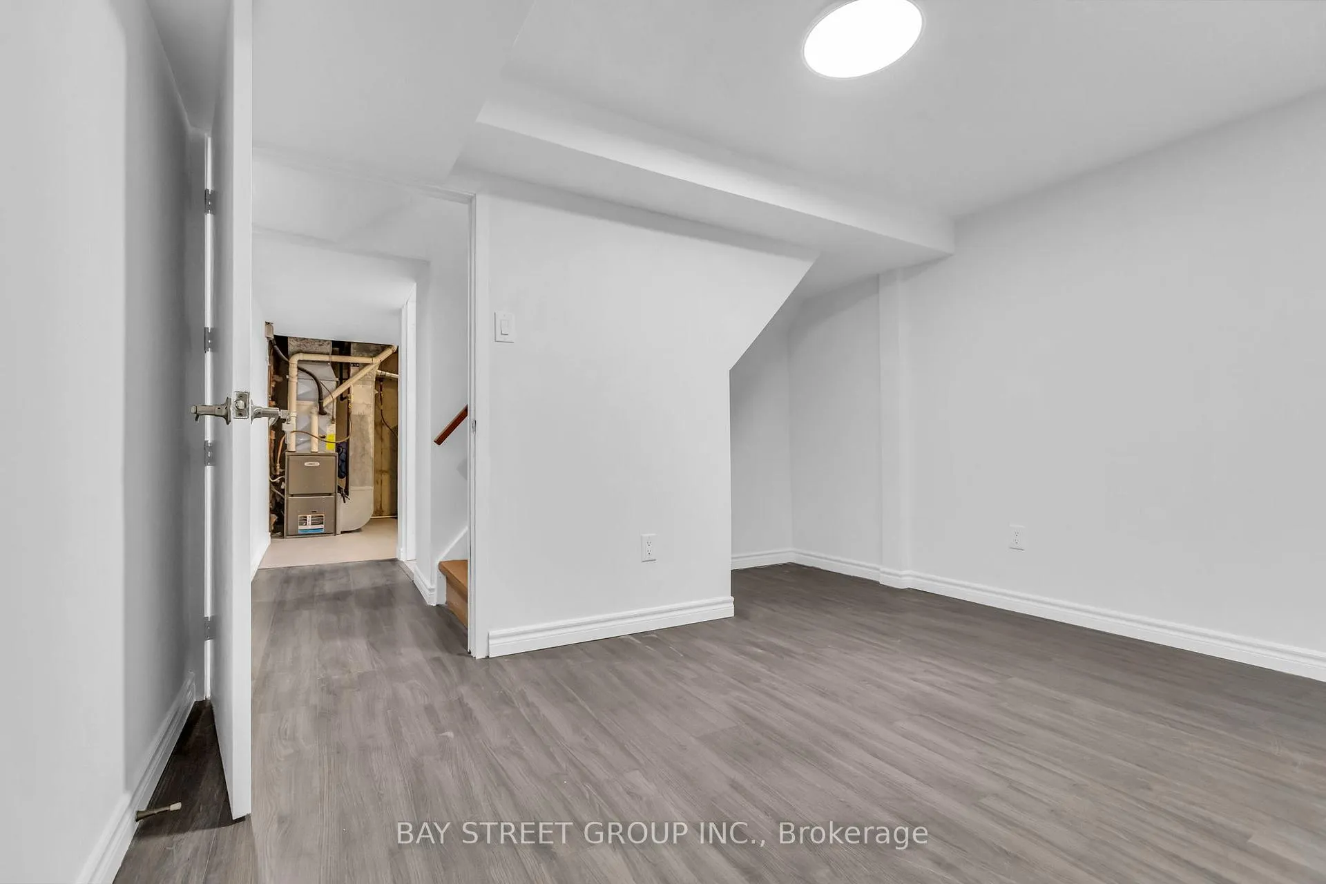 Photo 32 of 66 Amos Avenue, Waterloo, Beechwood — HOMEH