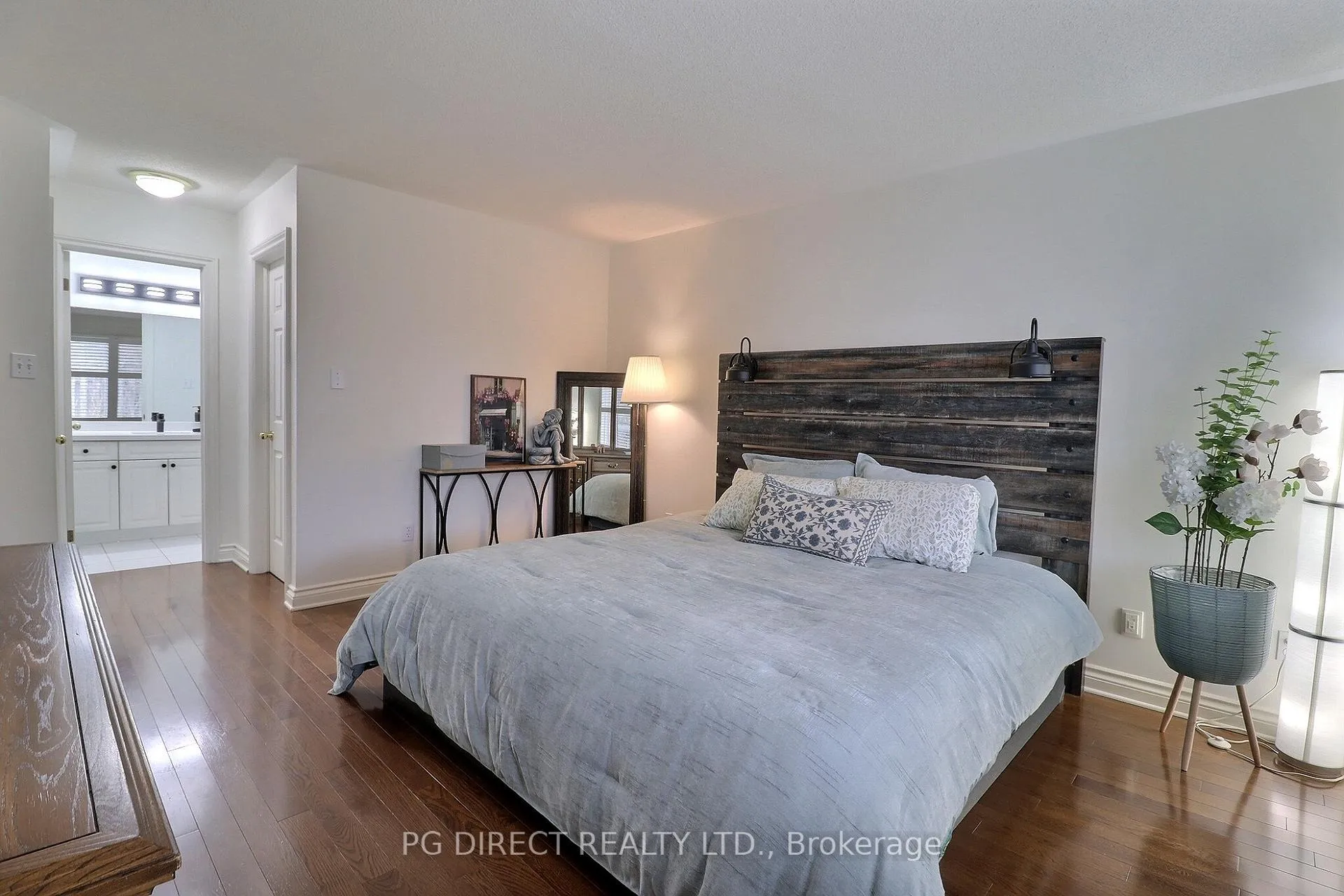 Photo 11 of Unit 5, 1151 Riverside Drive, London, North O — HOMEH