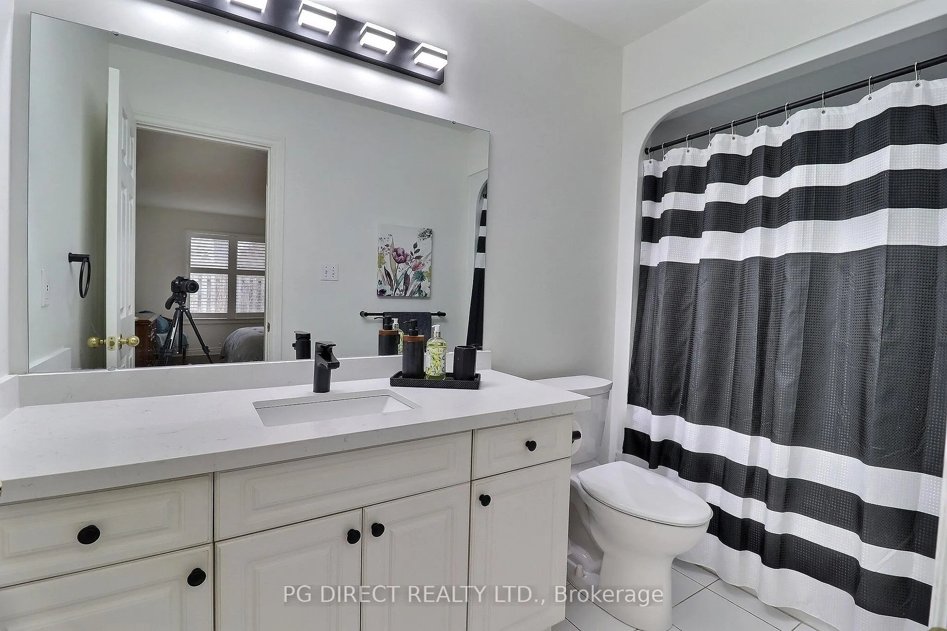 Photo 13 of Unit 5, 1151 Riverside Drive, London, North O — HOMEH