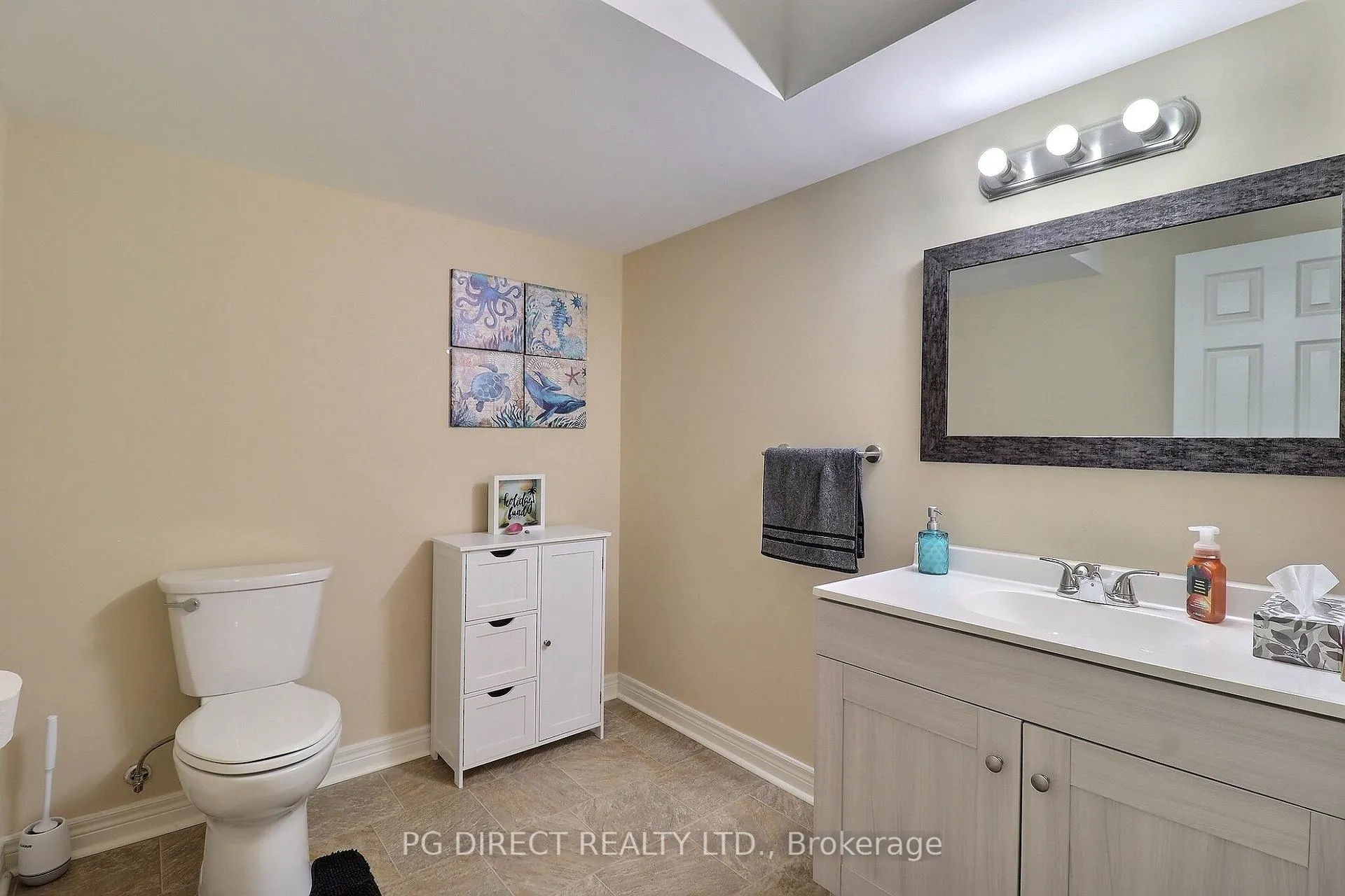 Photo 19 of Unit 5, 1151 Riverside Drive, London, North O — HOMEH