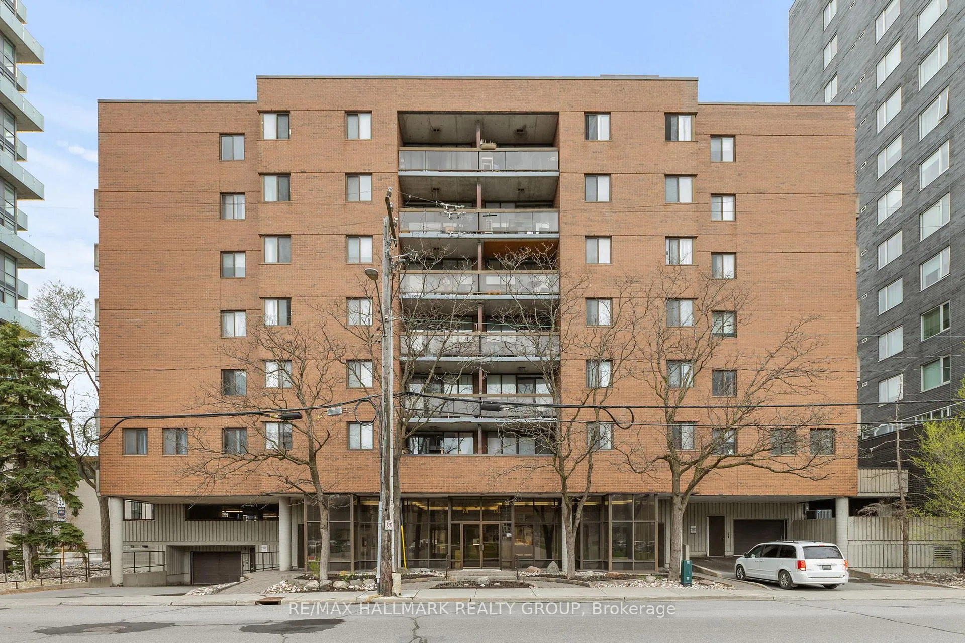 Photo of Unit 308, 191 Parkdale Avenue