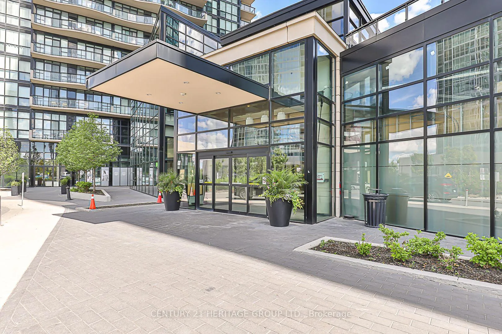 Photo 15 of Unit 2202, 2910 Highway 7 Road W, Vaughan, Concord — HOMEH
