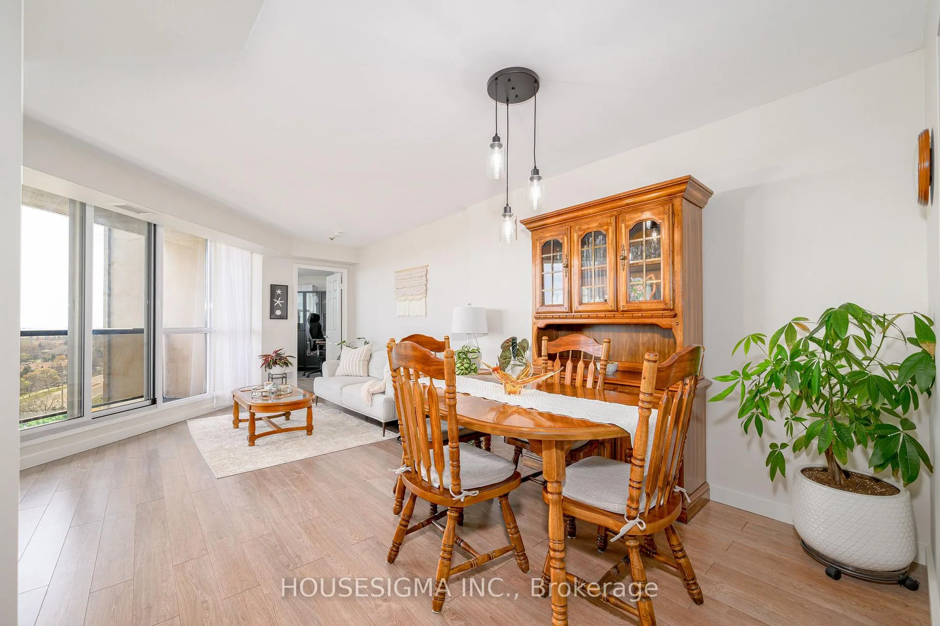 Photo 10 of Unit 1203, 2 Westney Road N, Ajax, Central West — HOMEH