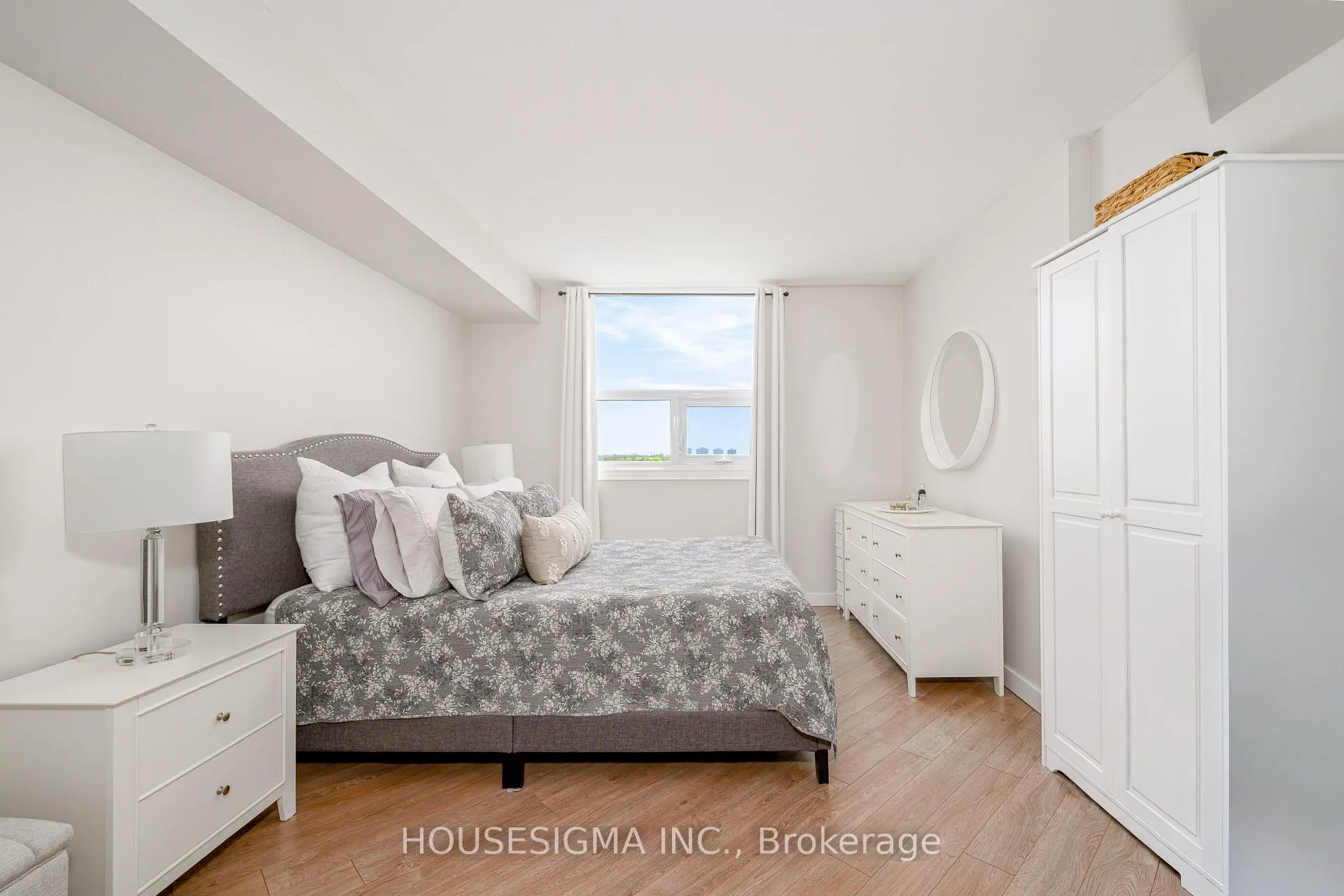 Photo 15 of Unit 1203, 2 Westney Road N, Ajax, Central West — HOMEH