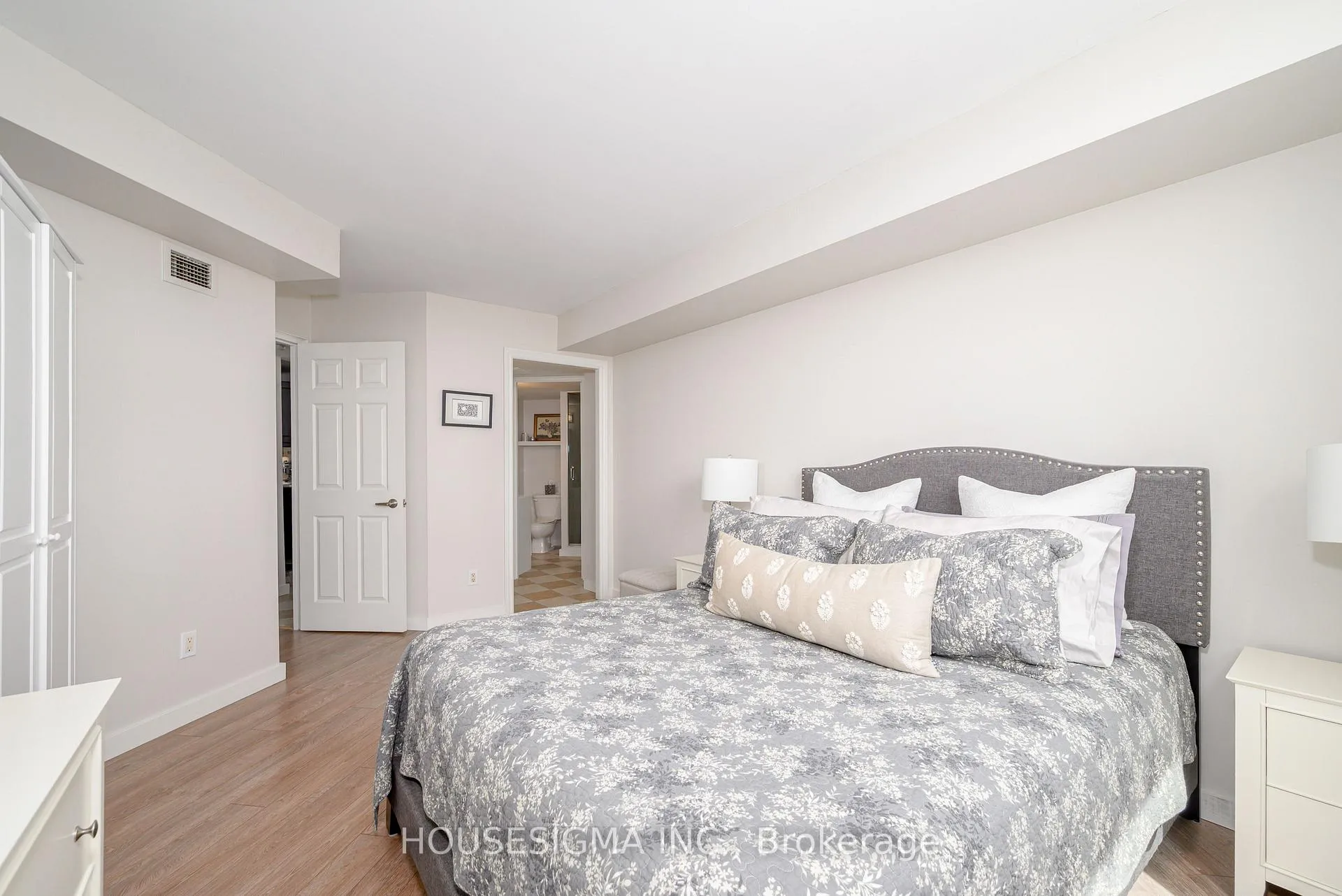 Photo 16 of Unit 1203, 2 Westney Road N, Ajax, Central West — HOMEH
