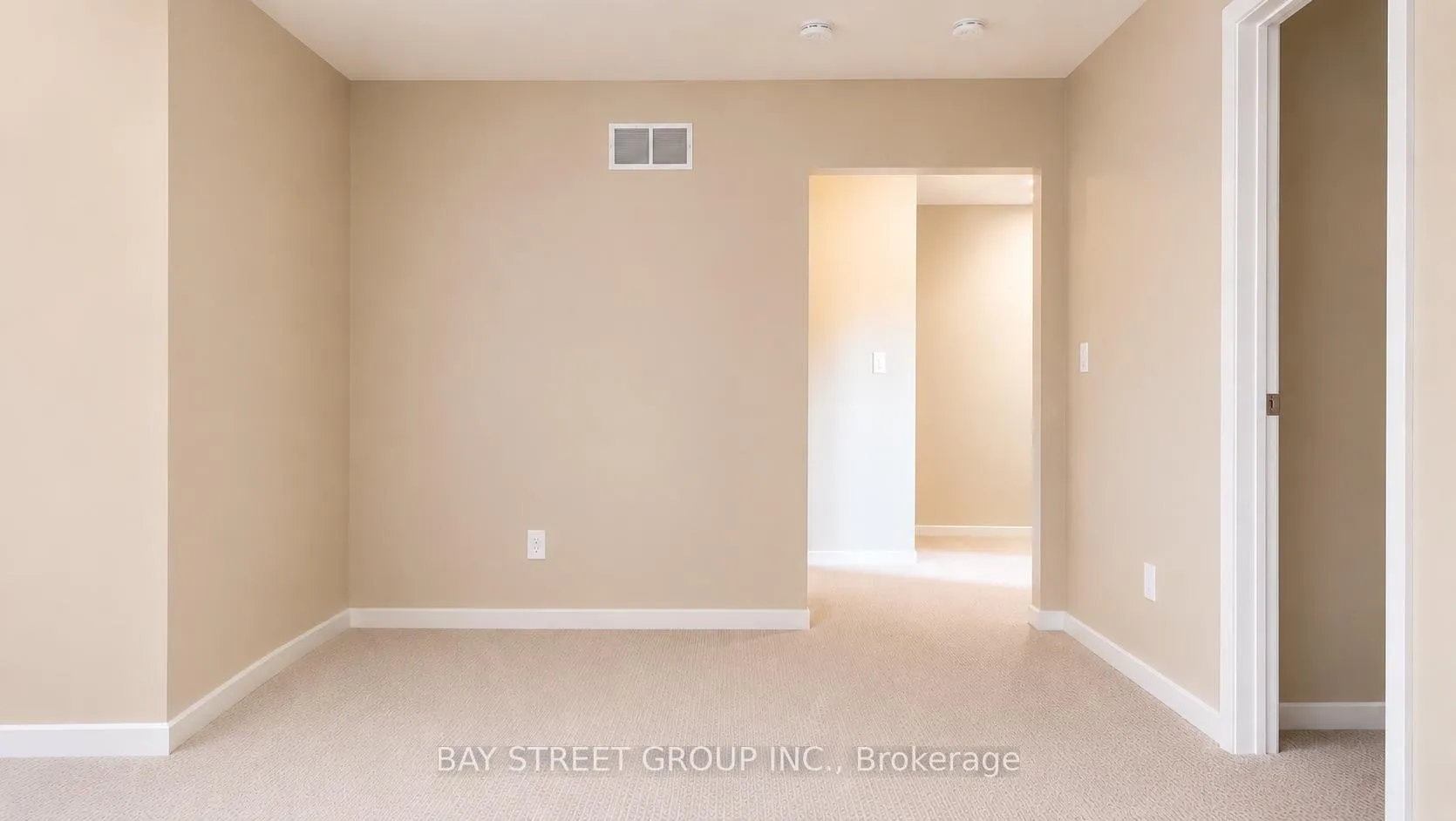Photo 10 of 7636 Green Vista Gate, Niagara Falls, Oldfield — HOMEH