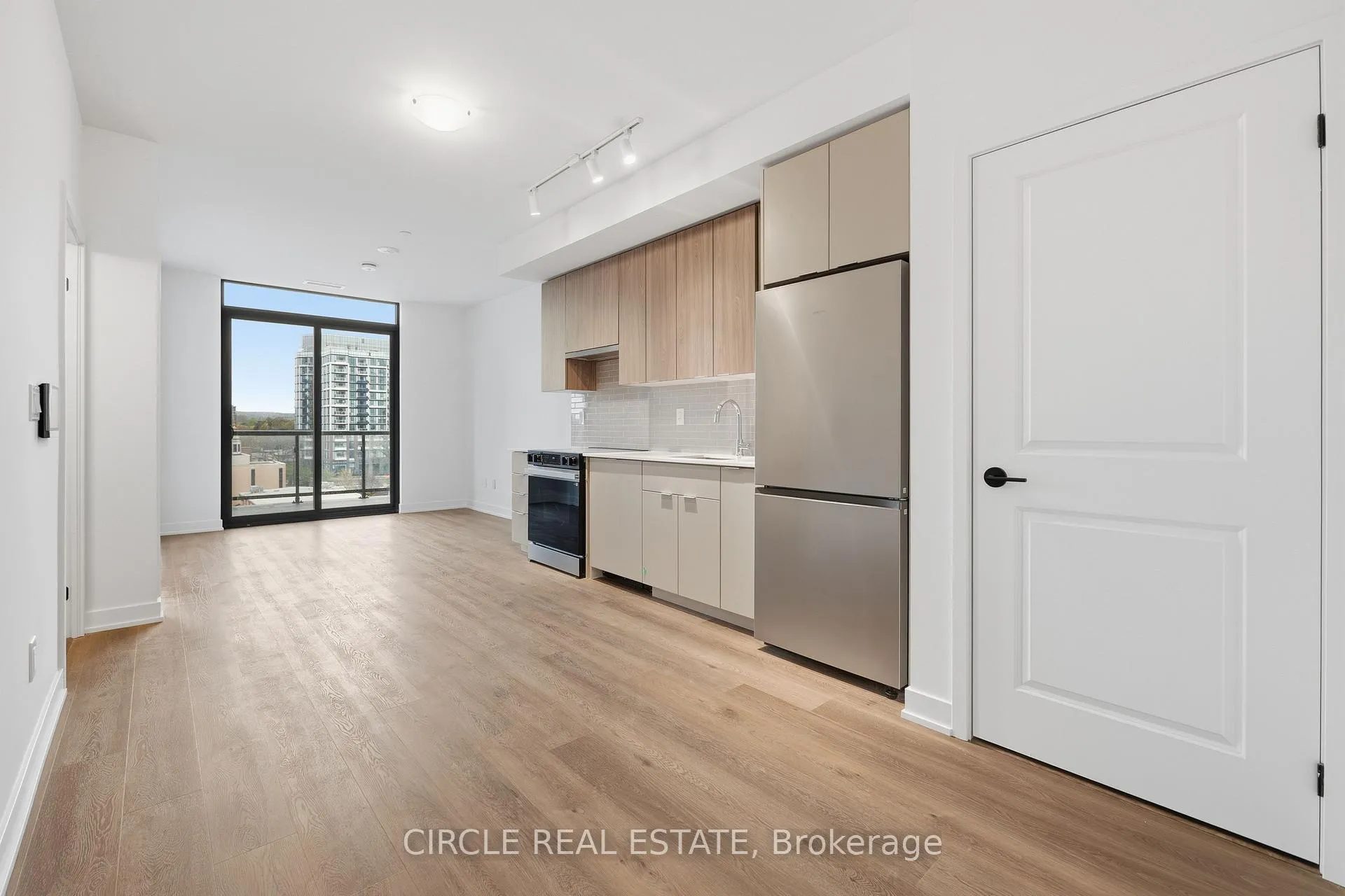 Photo 1 of Unit 505, 2075 Lakeshore Road, Burlington, Brant — HOMEH