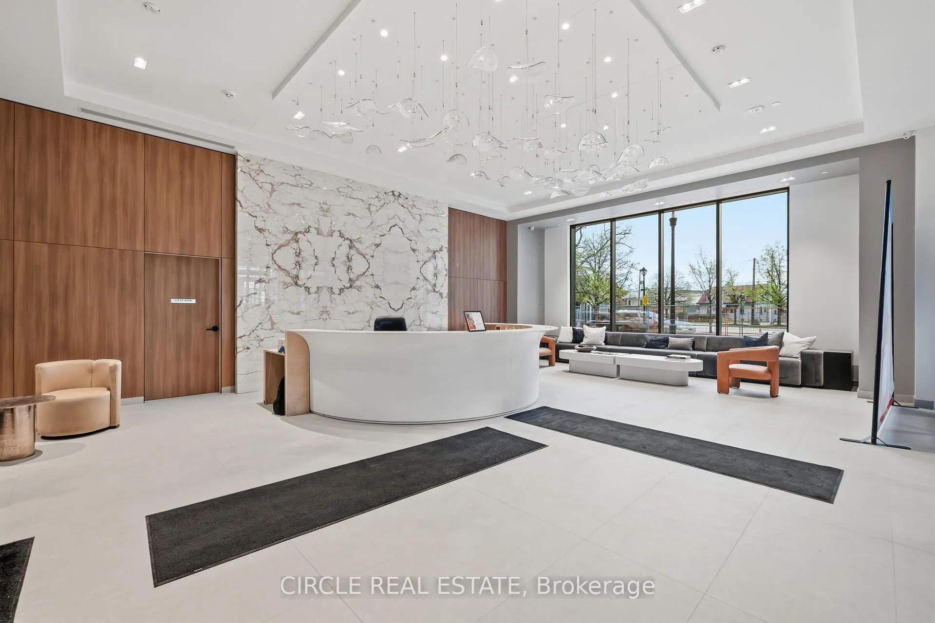 Photo 10 of Unit 505, 2075 Lakeshore Road, Burlington, Brant — HOMEH