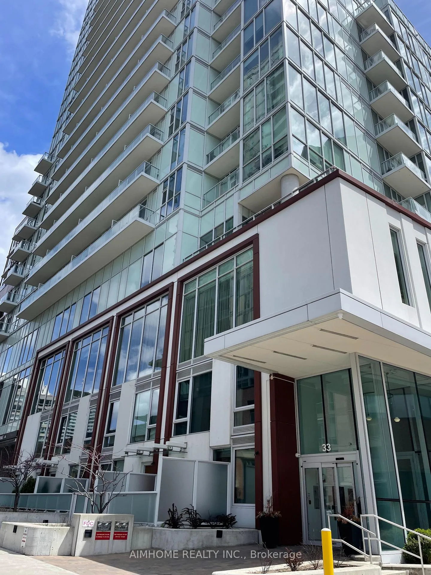 Photo 1 of Unit 1613, 33 Helendale Avenue, Toronto, Yonge-Eglinton — HOMEH