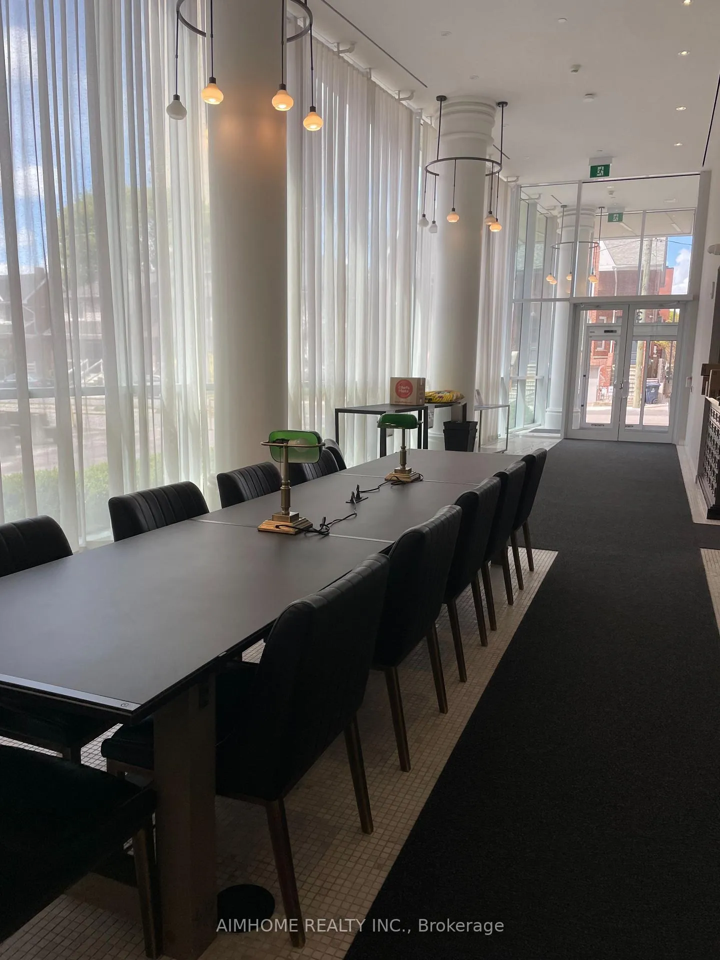 Photo 2 of Unit 1613, 33 Helendale Avenue, Toronto, Yonge-Eglinton — HOMEH