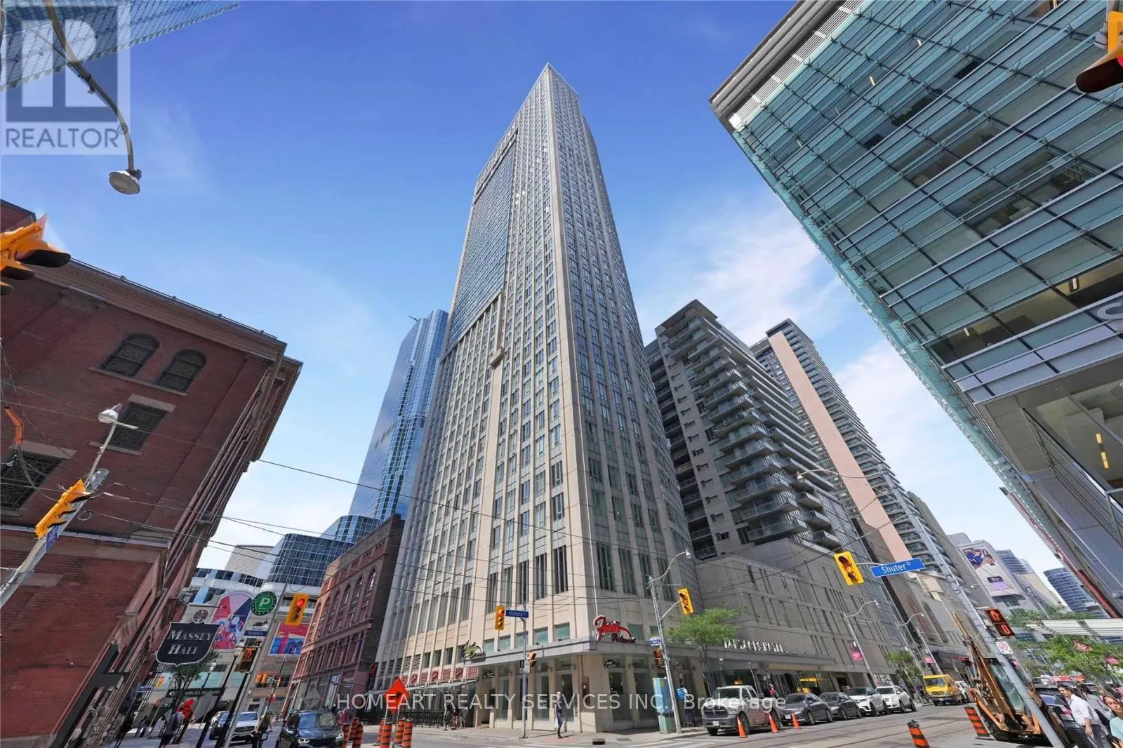 Front of Unit 3710, 210 Victoria Street