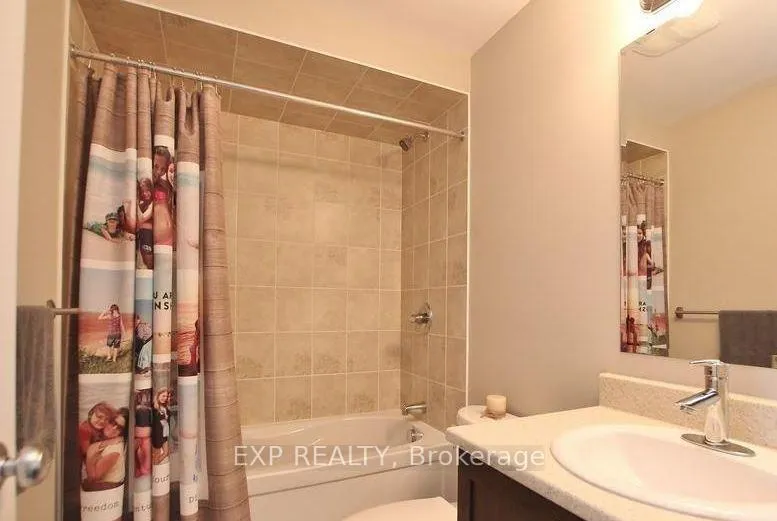 Photo 17 of Unit G, 3789 Canyon Walk Drive, Ottawa, Riverside South/Gloucester Glen — HOMEH