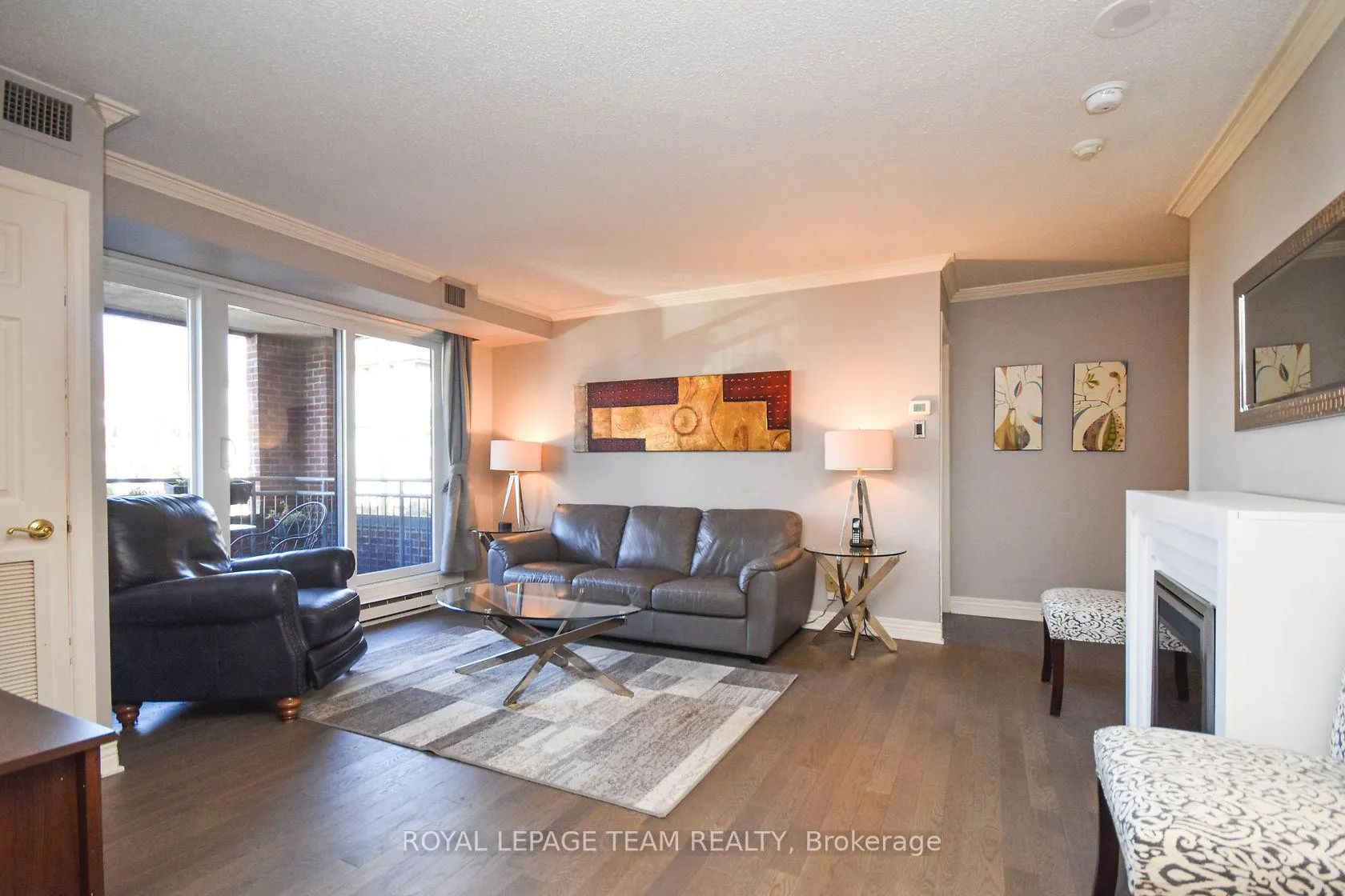 Photo 5 of Unit 203, 959 North River Road, Ottawa, Overbrook — HOMEH
