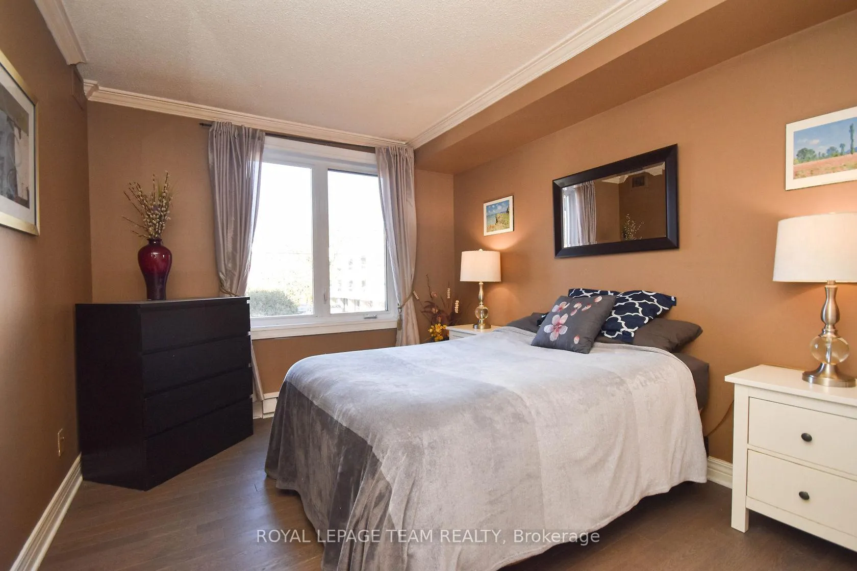 Photo 11 of Unit 203, 959 North River Road, Ottawa, Overbrook — HOMEH
