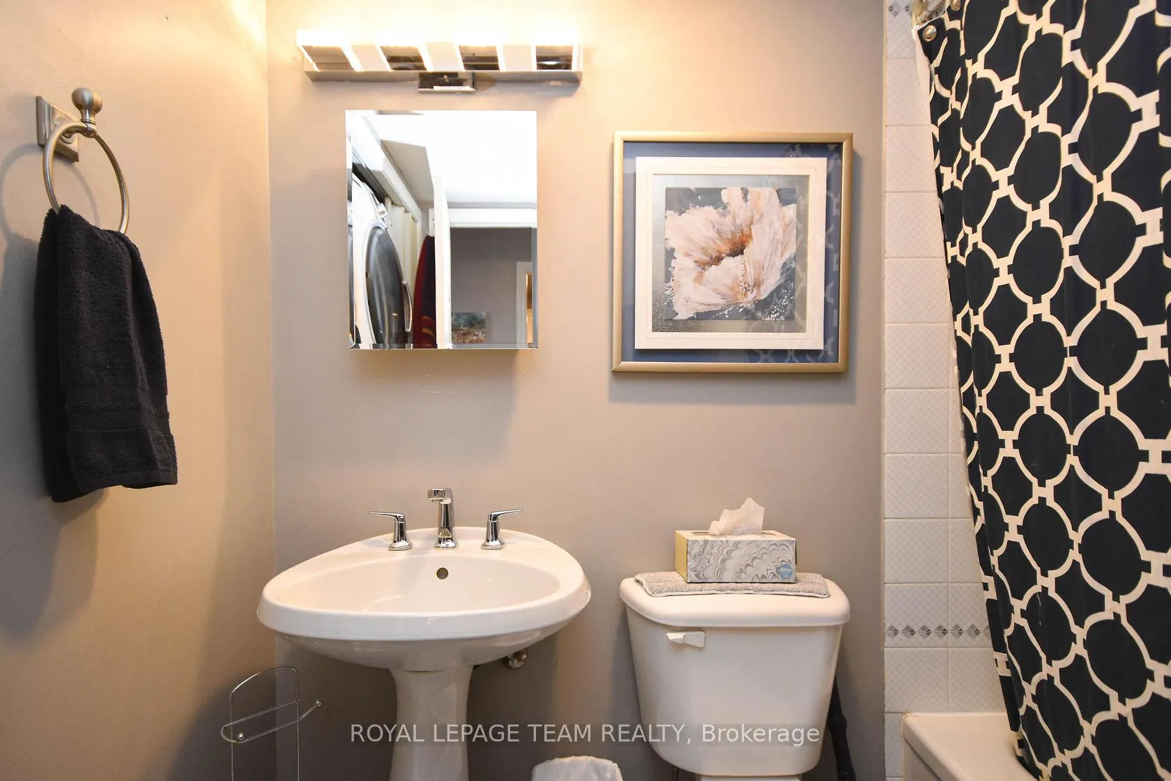 Photo 13 of Unit 203, 959 North River Road, Ottawa, Overbrook — HOMEH