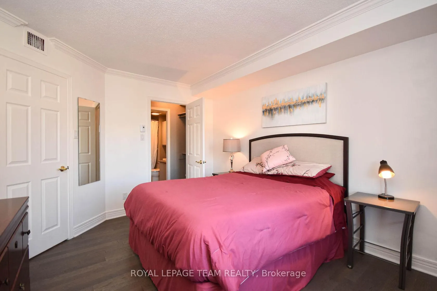 Photo 17 of Unit 203, 959 North River Road, Ottawa, Overbrook — HOMEH