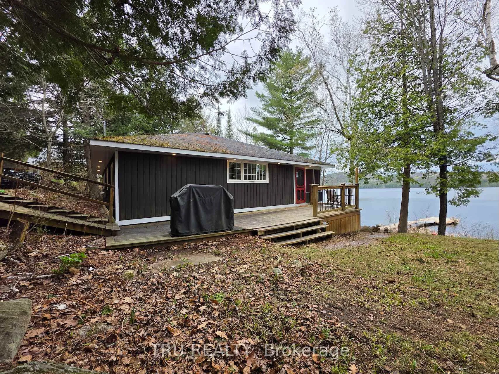 Front of 952 Siberia Road