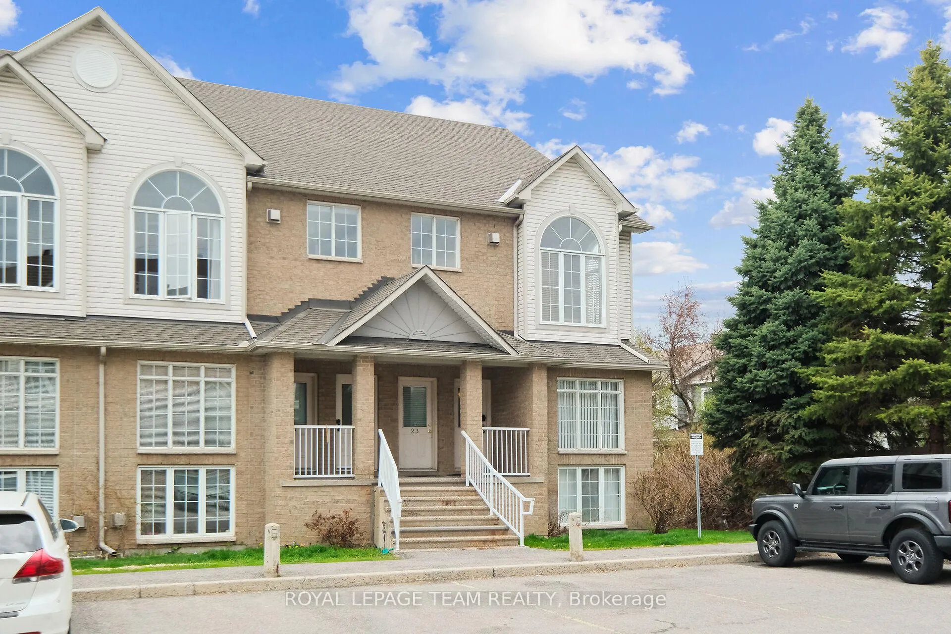 Photo 1 of Unit 23, 1701 Blohm Drive, Ottawa, Hunt Club Park — HOMEH