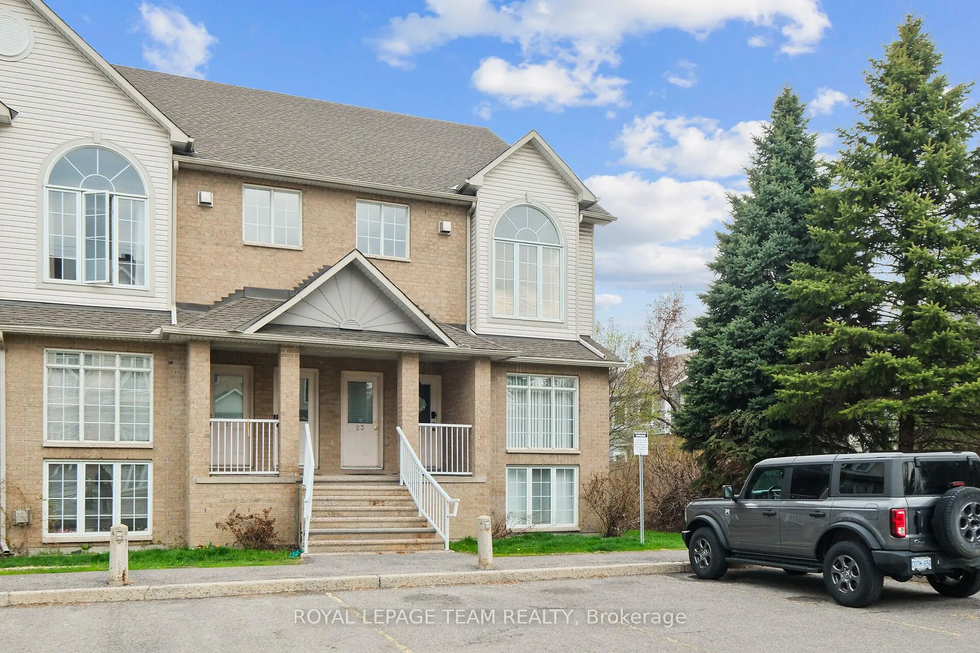 Photo 2 of Unit 23, 1701 Blohm Drive, Ottawa, Hunt Club Park — HOMEH