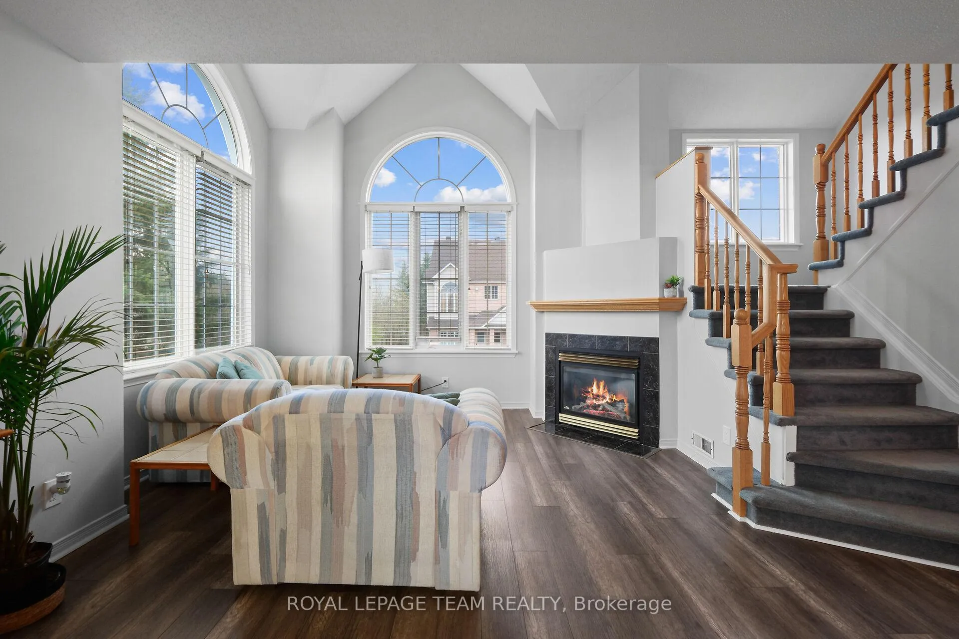 Photo 10 of Unit 23, 1701 Blohm Drive, Ottawa, Hunt Club Park — HOMEH