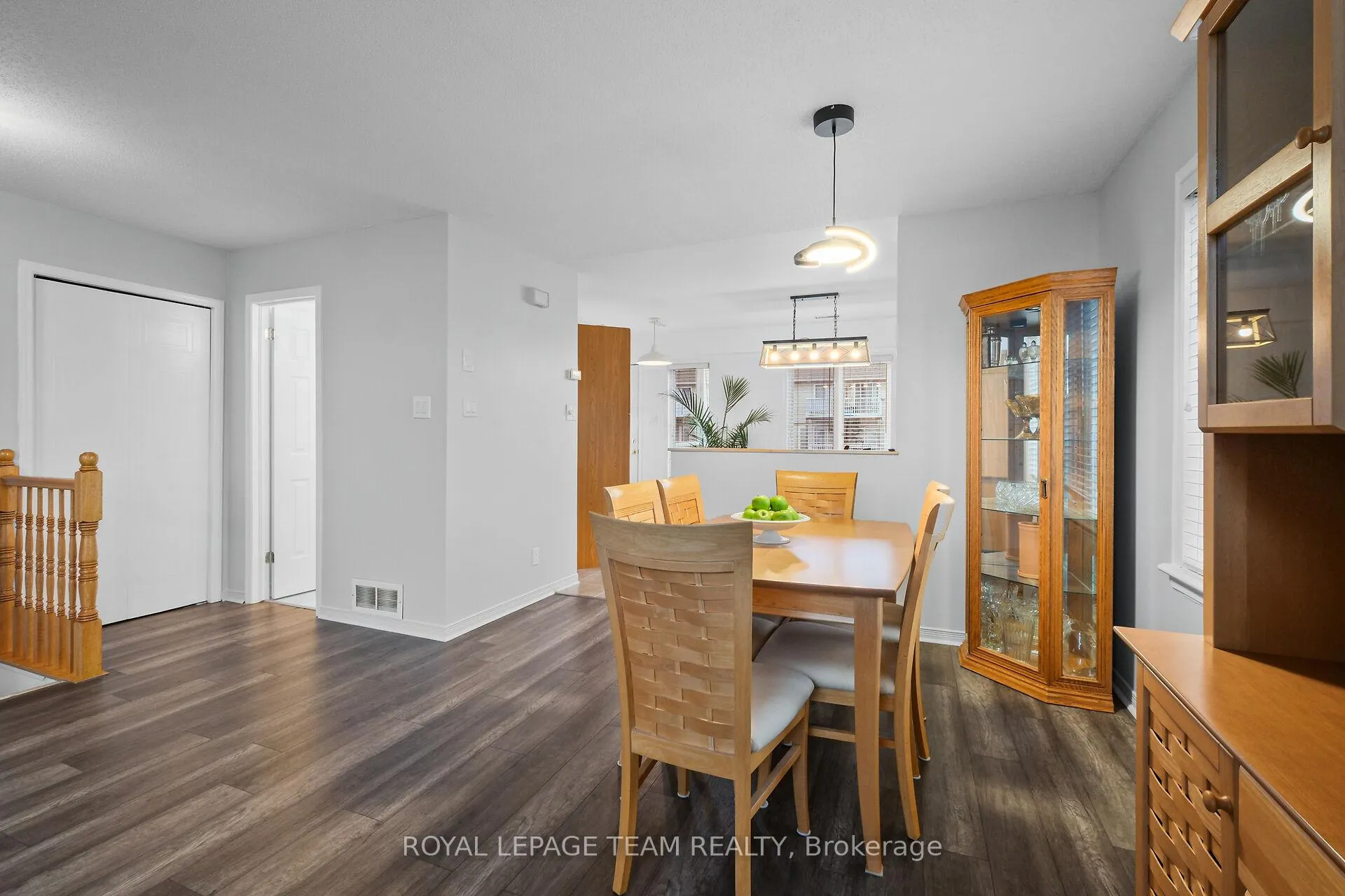 Photo 15 of Unit 23, 1701 Blohm Drive, Ottawa, Hunt Club Park — HOMEH