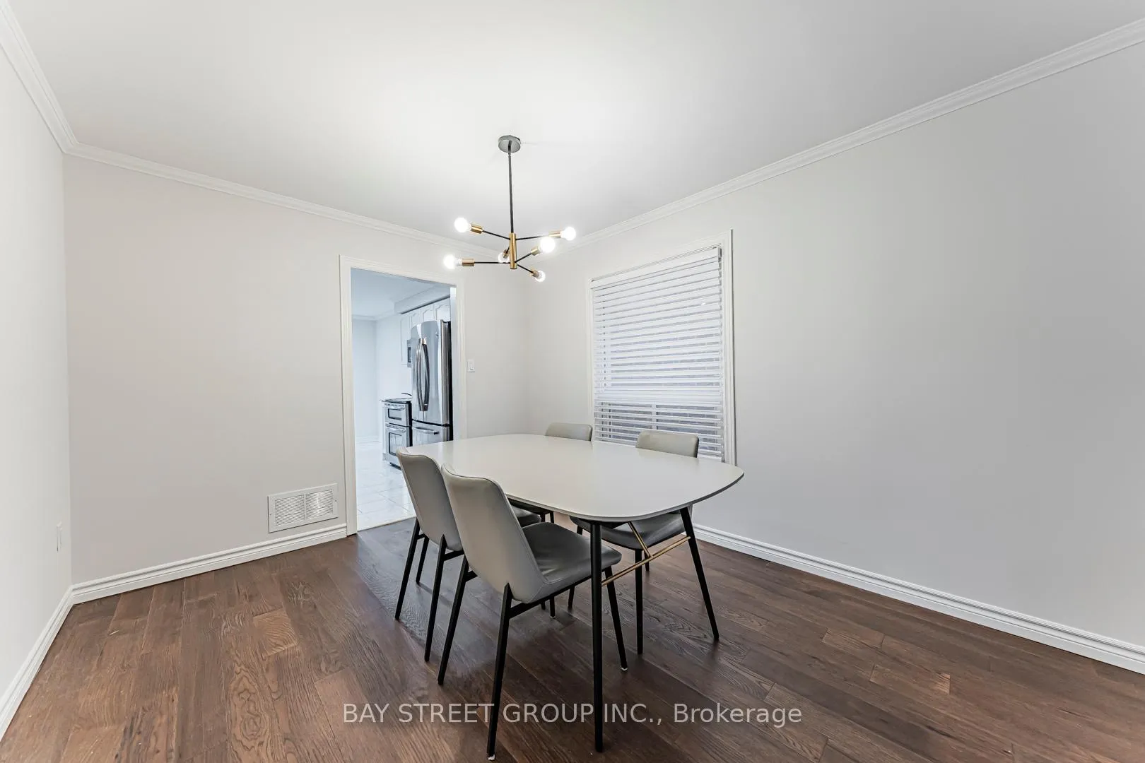 Photo 5 of 277 Stone Road, Aurora, Aurora Grove — HOMEH