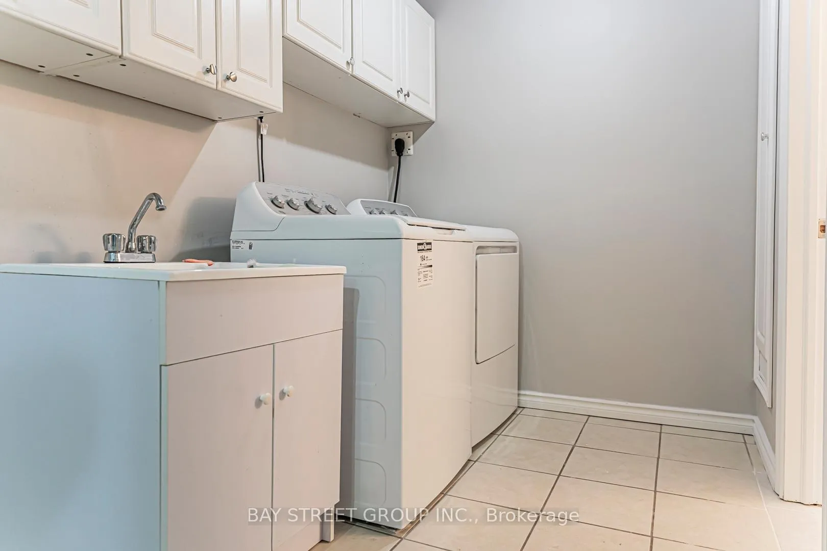 Photo 21 of 277 Stone Road, Aurora, Aurora Grove — HOMEH