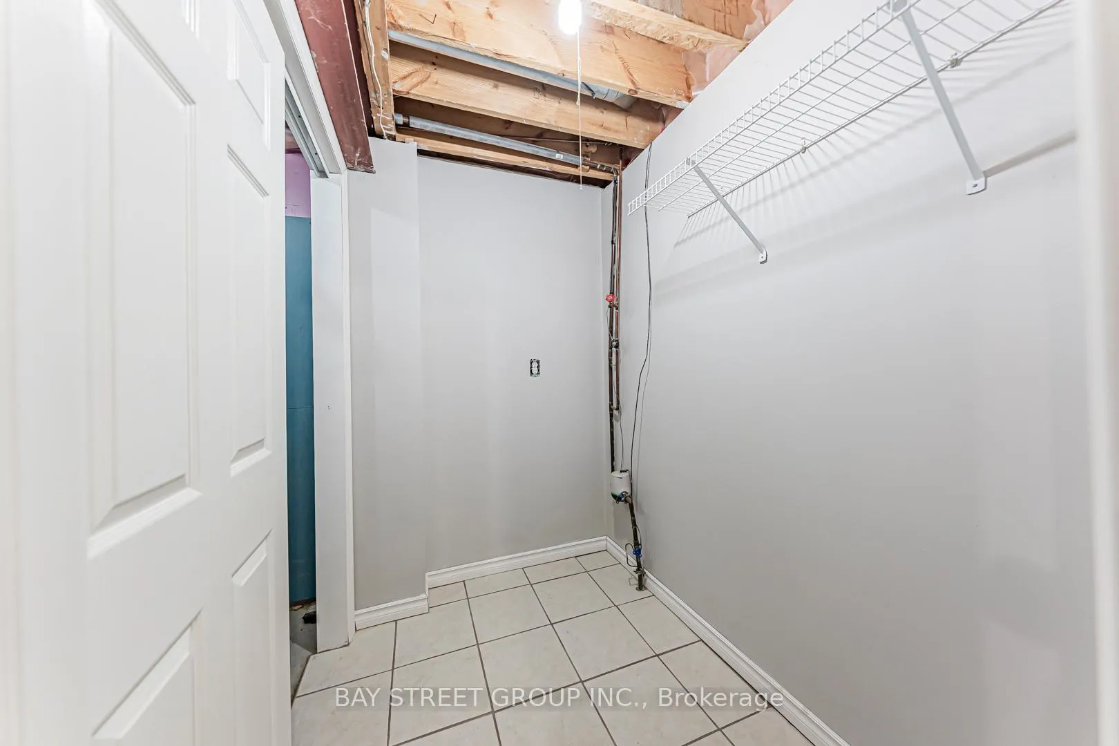 Photo 22 of 277 Stone Road, Aurora, Aurora Grove — HOMEH