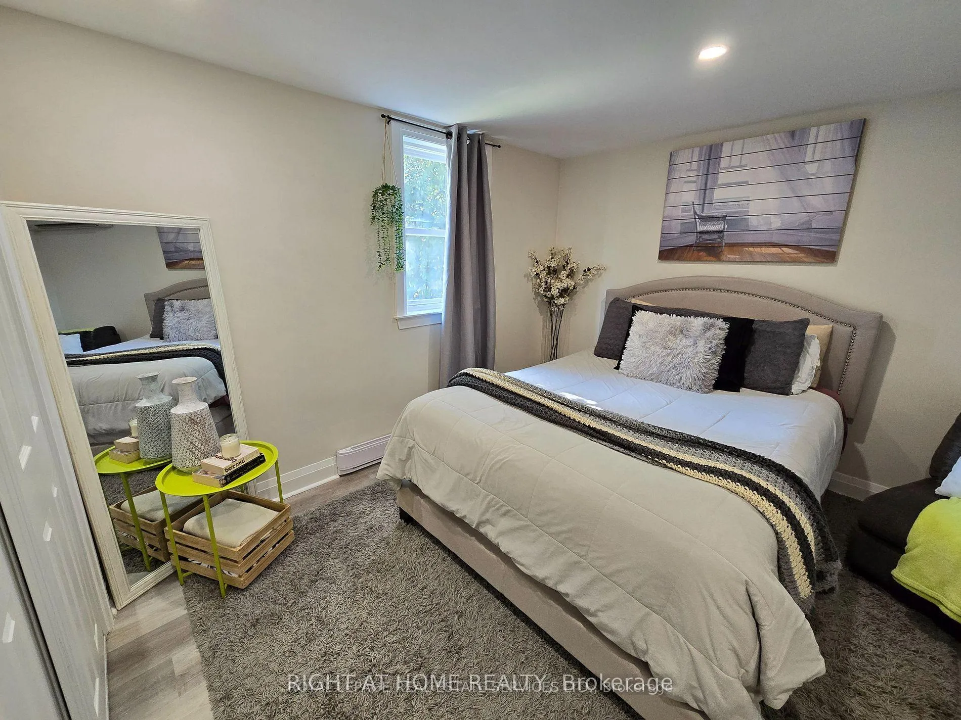 Photo 16 of Unit 2, 18 Ewing Street, Halton Hills, Georgetown — HOMEH