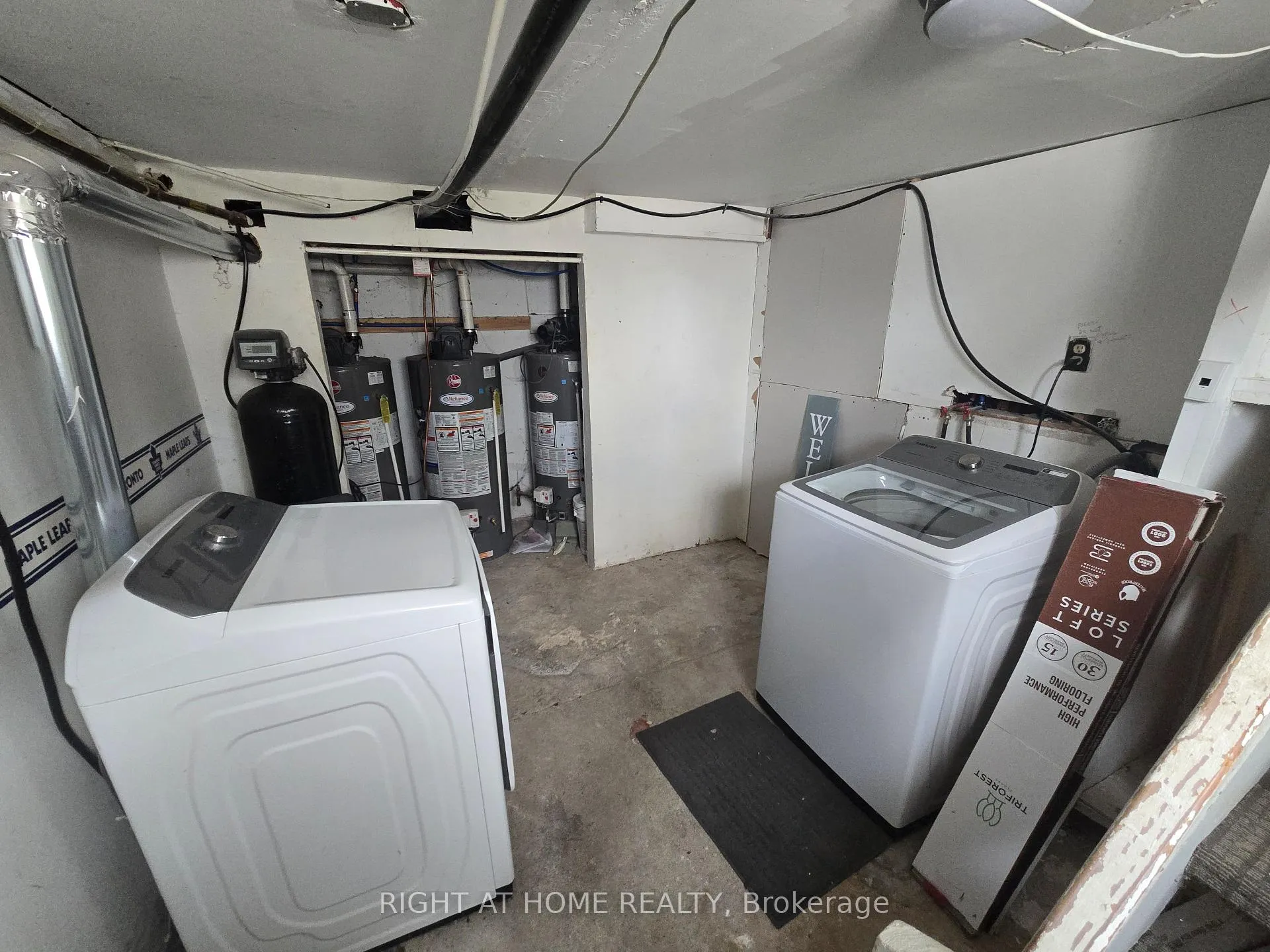 Photo 21 of Unit 2, 18 Ewing Street, Halton Hills, Georgetown — HOMEH