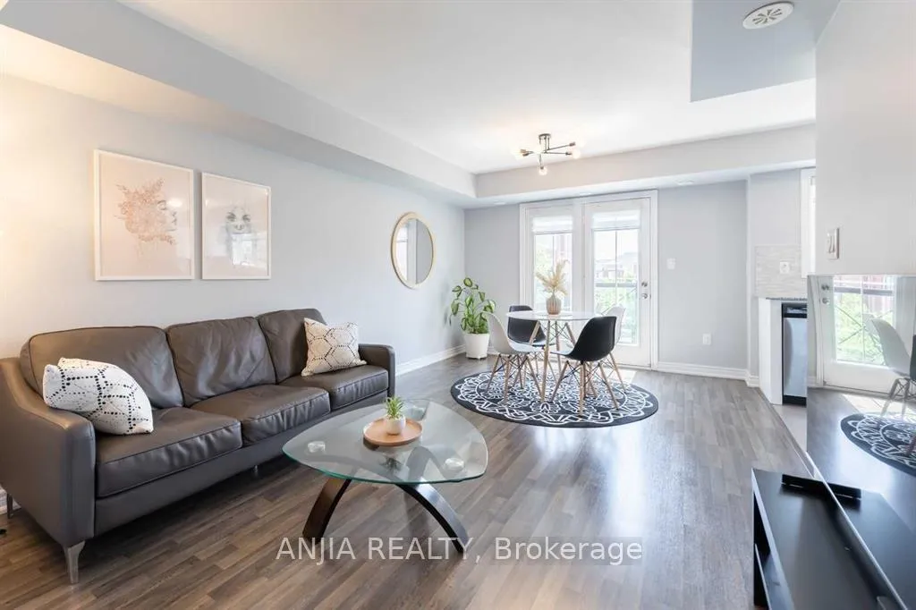 Photo 4 of Unit 14, 2504 Post Road, Oakville, River Oaks — HOMEH