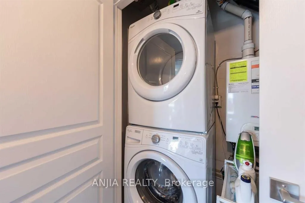 Photo 12 of Unit 14, 2504 Post Road, Oakville, River Oaks — HOMEH