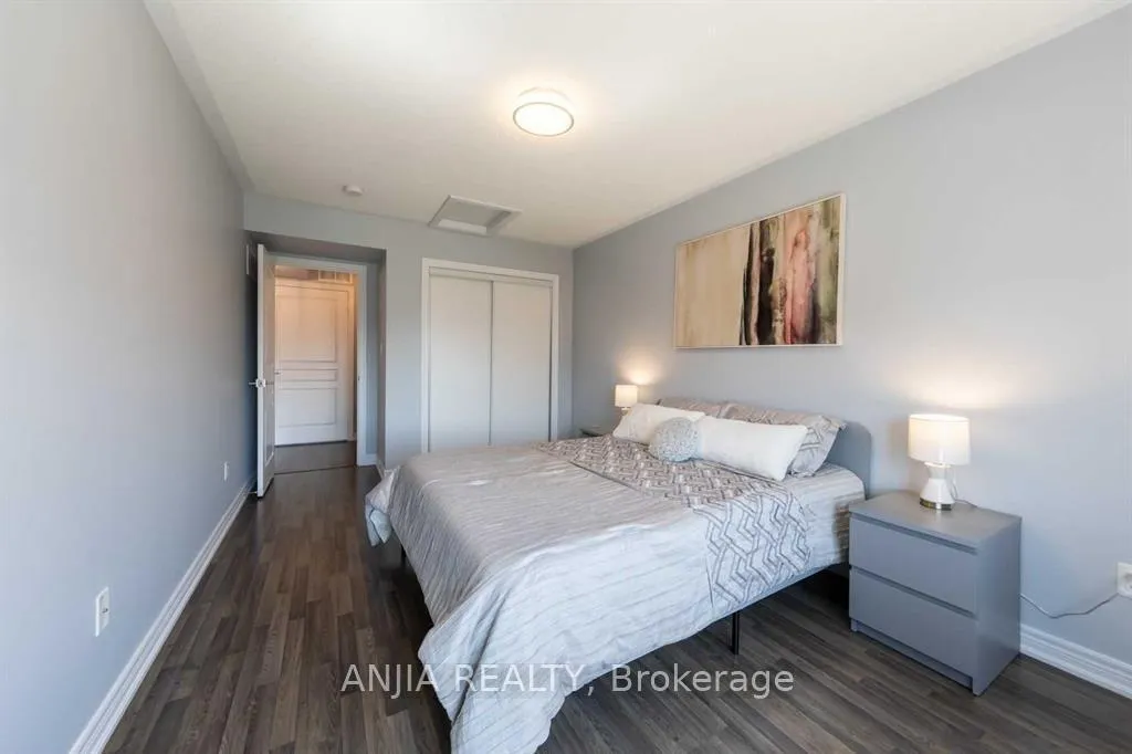 Photo 17 of Unit 14, 2504 Post Road, Oakville, River Oaks — HOMEH