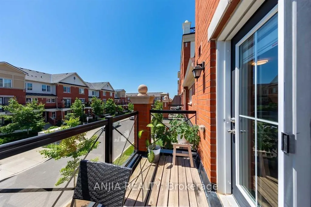Photo 18 of Unit 14, 2504 Post Road, Oakville, River Oaks — HOMEH