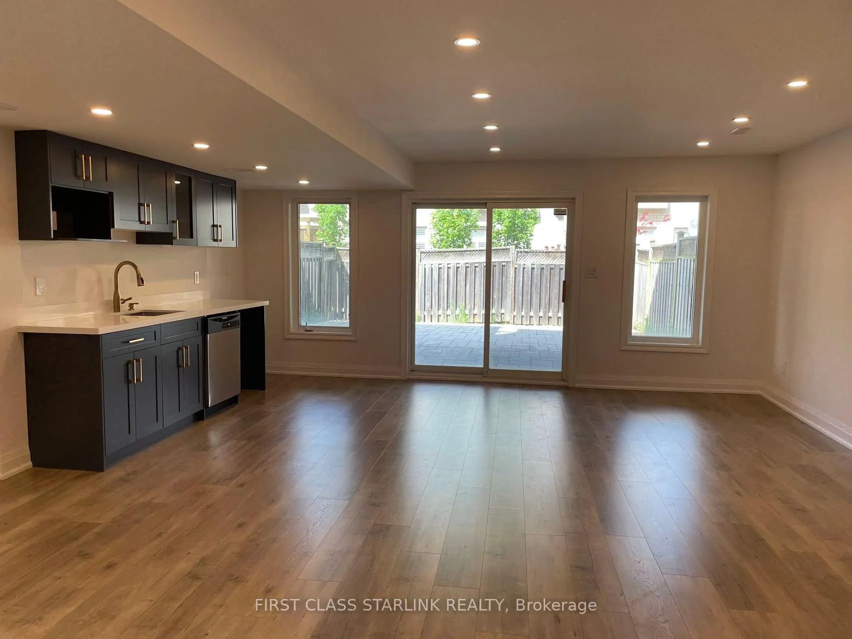 Photo 19 of 2385 Wasaga Drive, Oakville, Joshua Creek — HOMEH