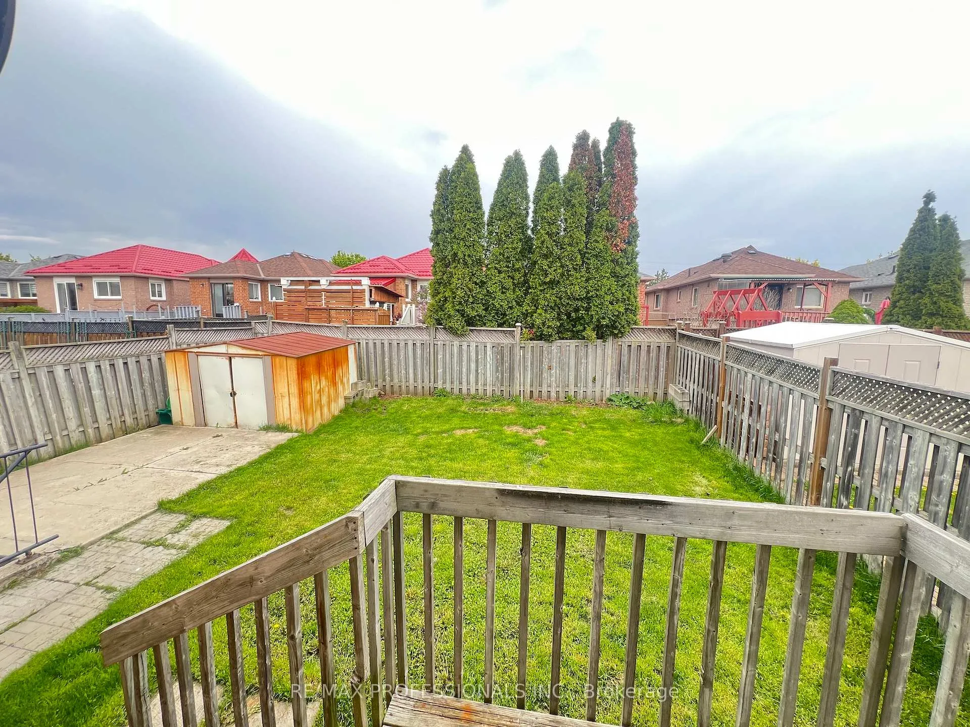 Photo 35 of 110 Springview Drive, Brampton, Brampton West — HOMEH