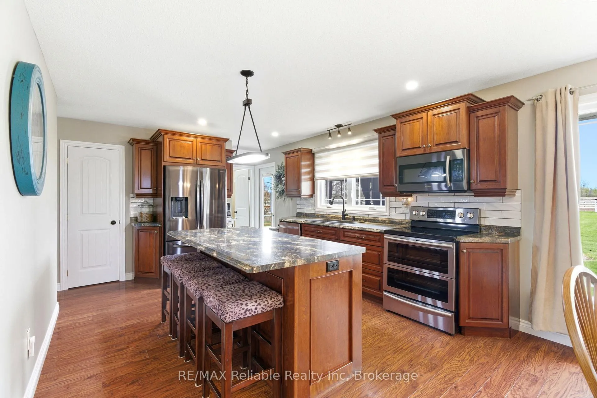 Photo 13 of 79474 Bluewater Highway, Central Huron, Goderich — HOMEH