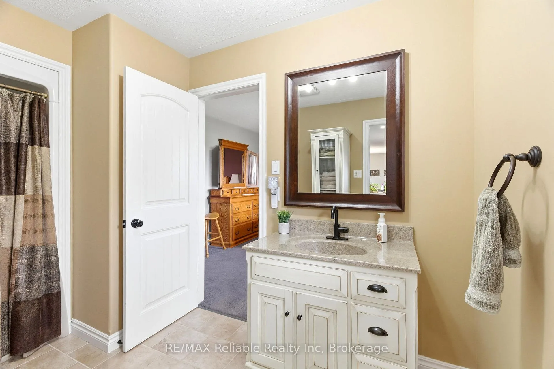 Photo 31 of 79474 Bluewater Highway, Central Huron, Goderich — HOMEH
