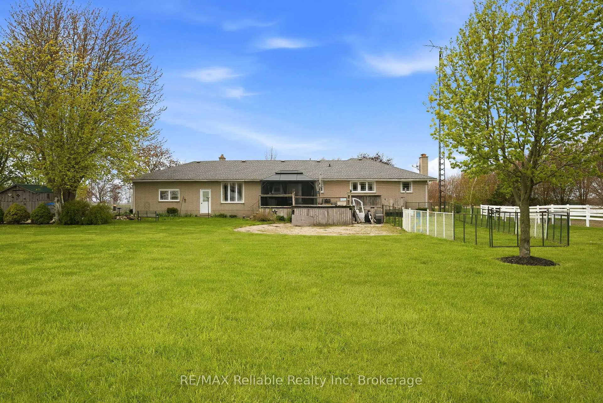 Photo 38 of 79474 Bluewater Highway, Central Huron, Goderich — HOMEH