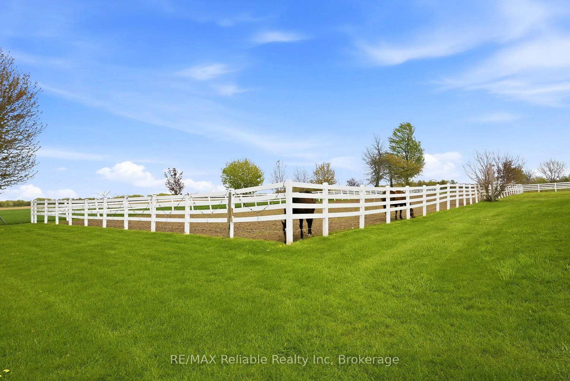 Photo 39 of 79474 Bluewater Highway, Central Huron, Goderich — HOMEH