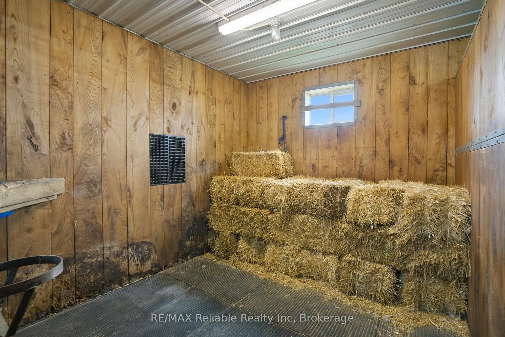 Photo 42 of 79474 Bluewater Highway, Central Huron, Goderich — HOMEH