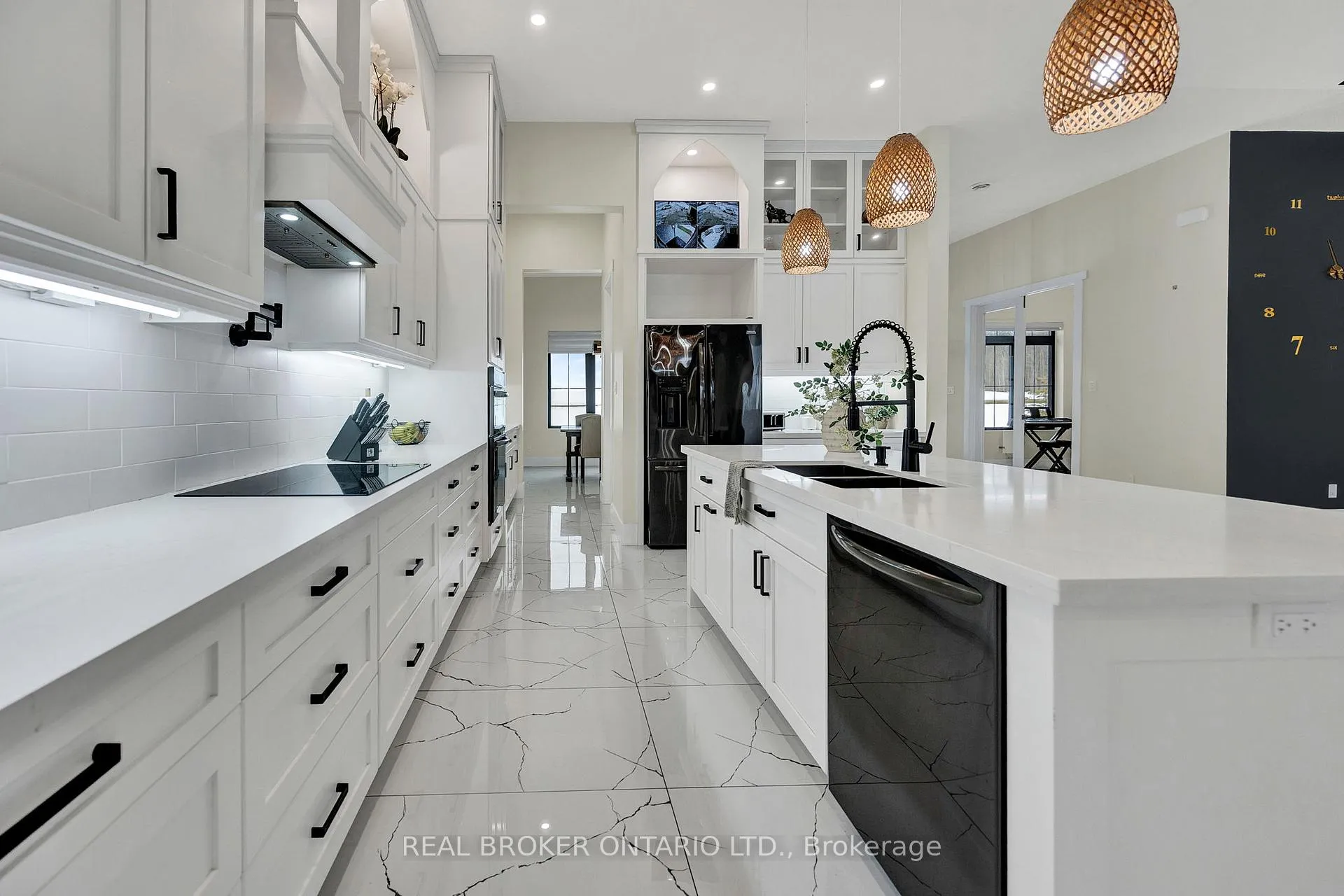 Photo 7 of 43583 Fischer Line, Huron East, Grey — HOMEH