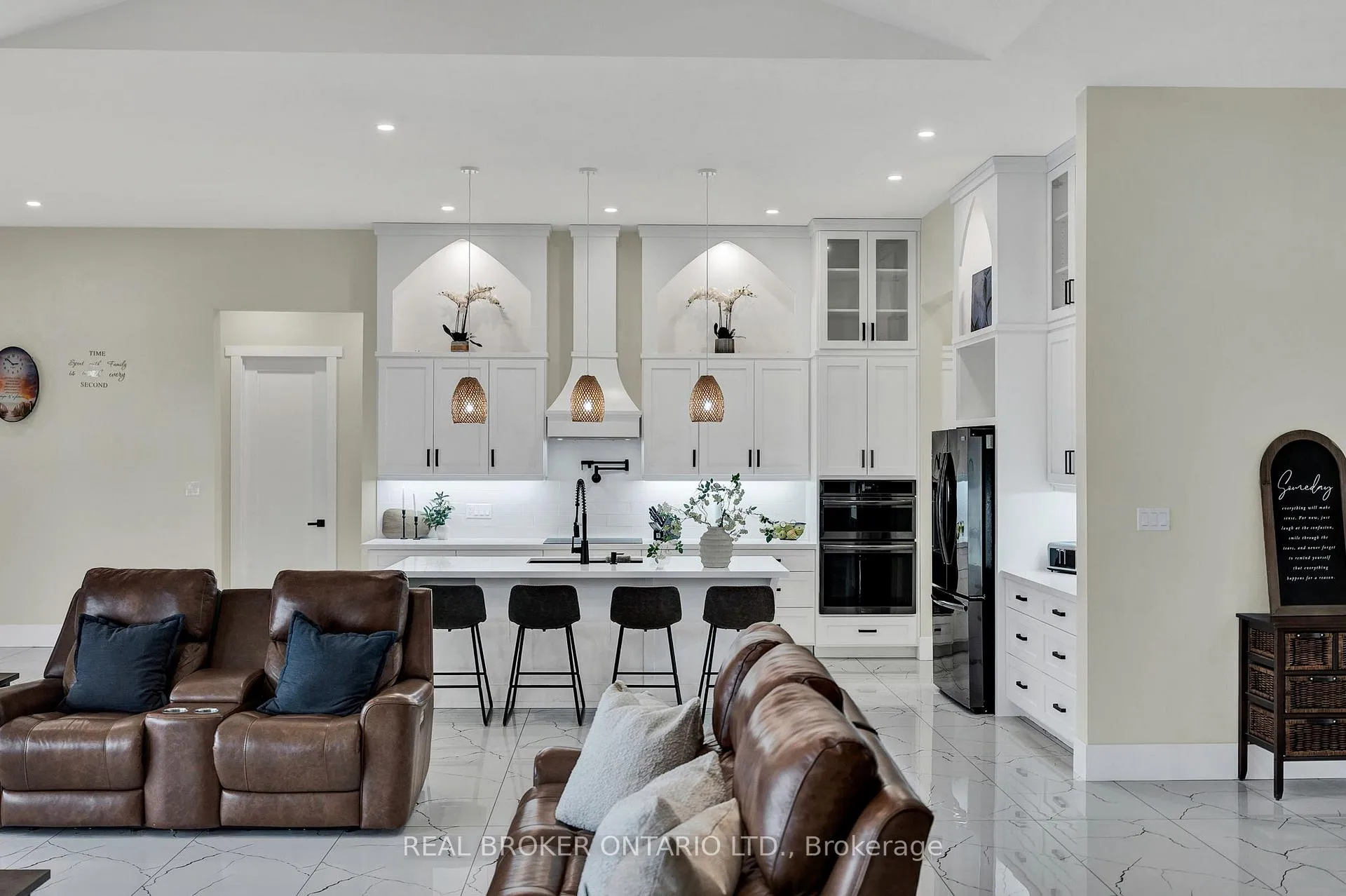 Photo 10 of 43583 Fischer Line, Huron East, Grey — HOMEH