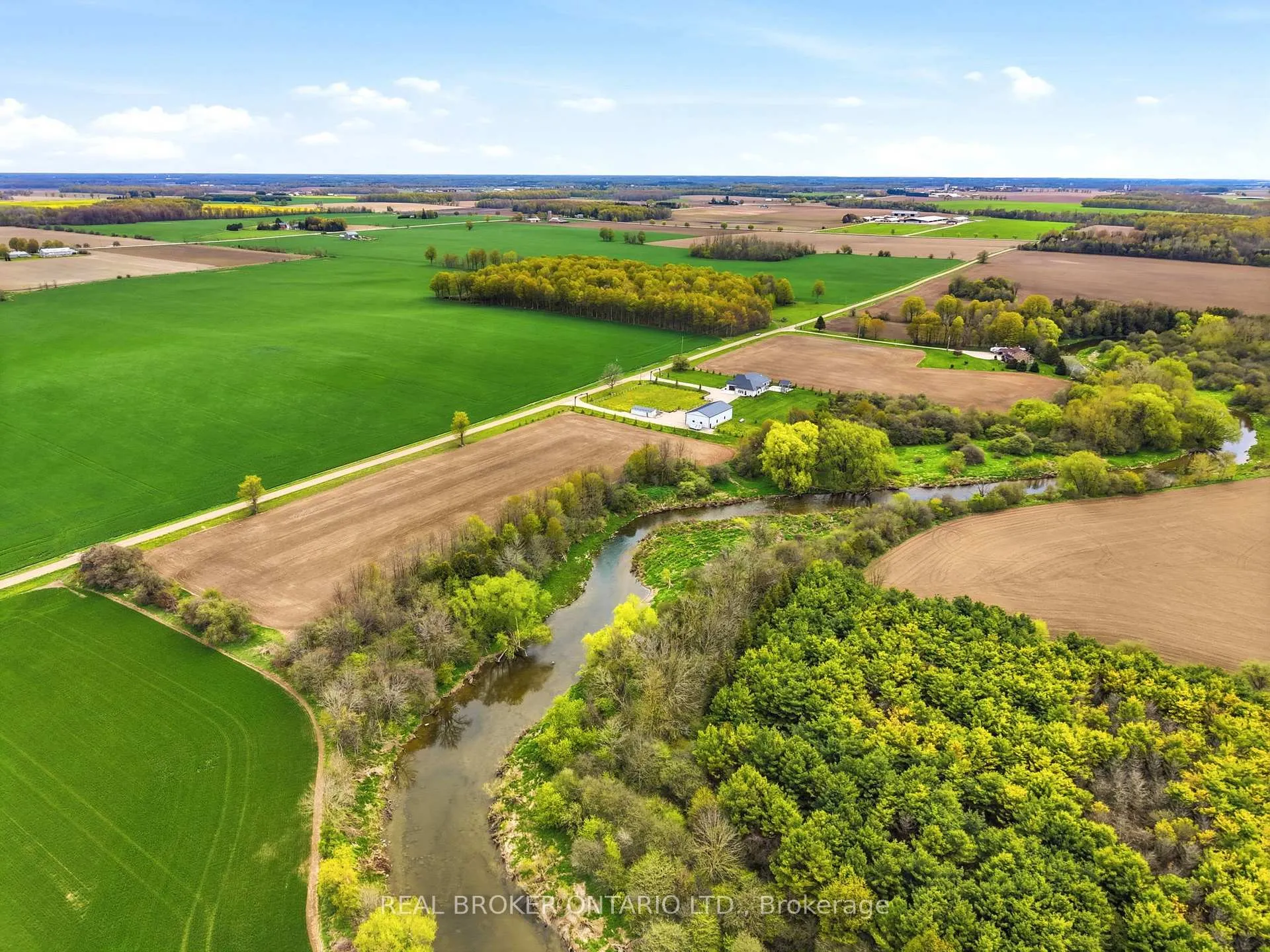 Photo 34 of 43583 Fischer Line, Huron East, Grey — HOMEH