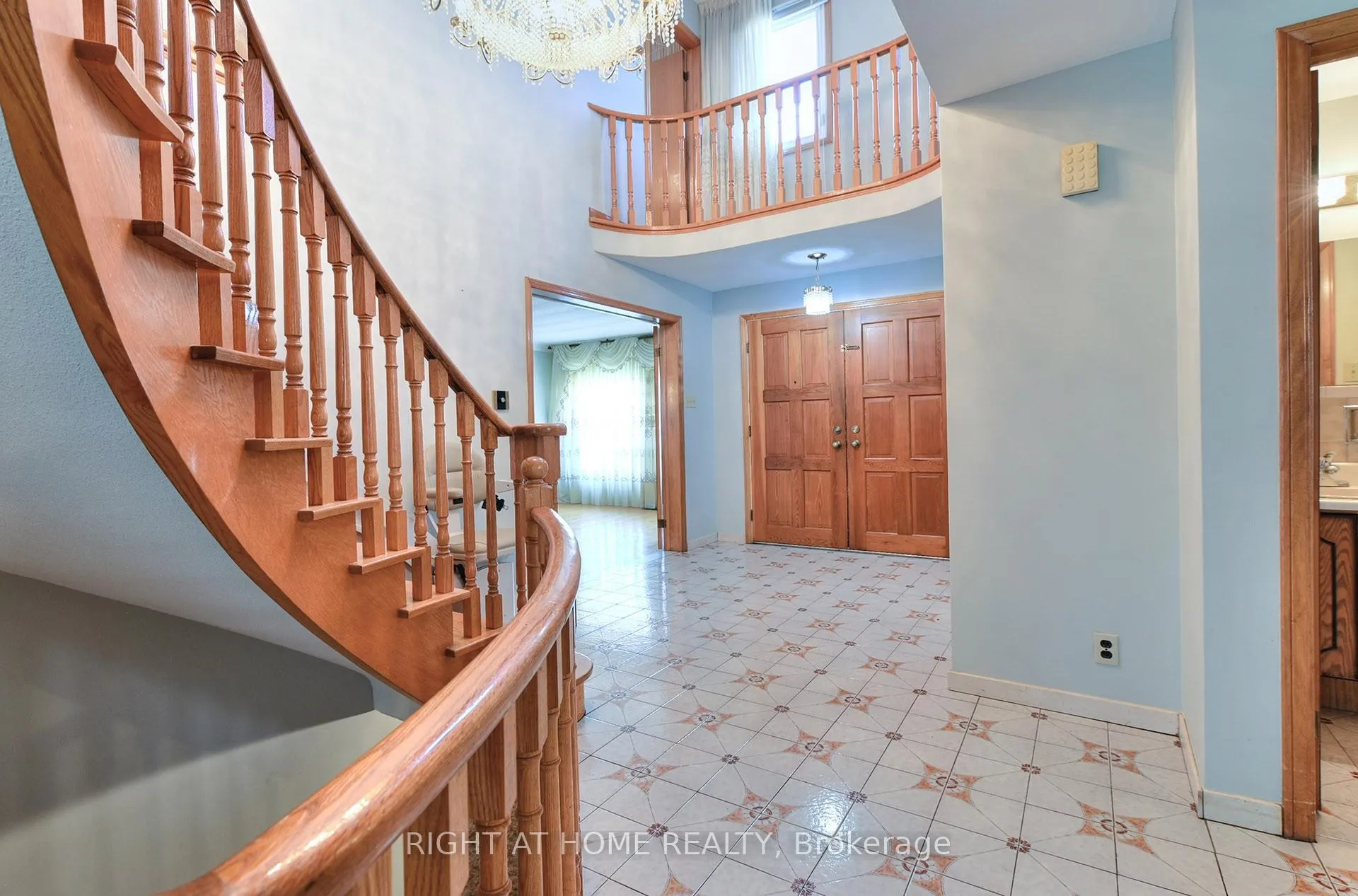 Photo 25 of 101 Raymerville Drive, Markham, Raymerville — HOMEH