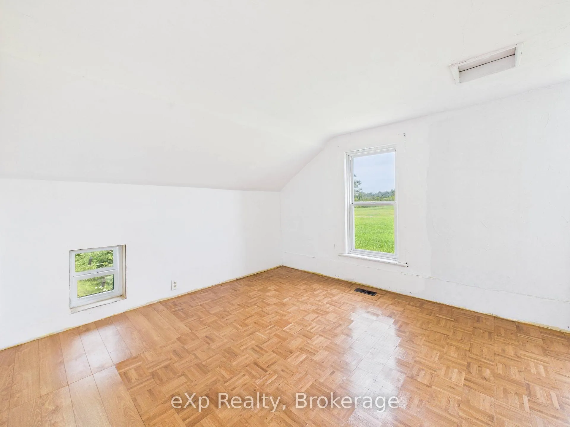 Photo 20 of 315194 Highway 6, Chatsworth — HOMEH