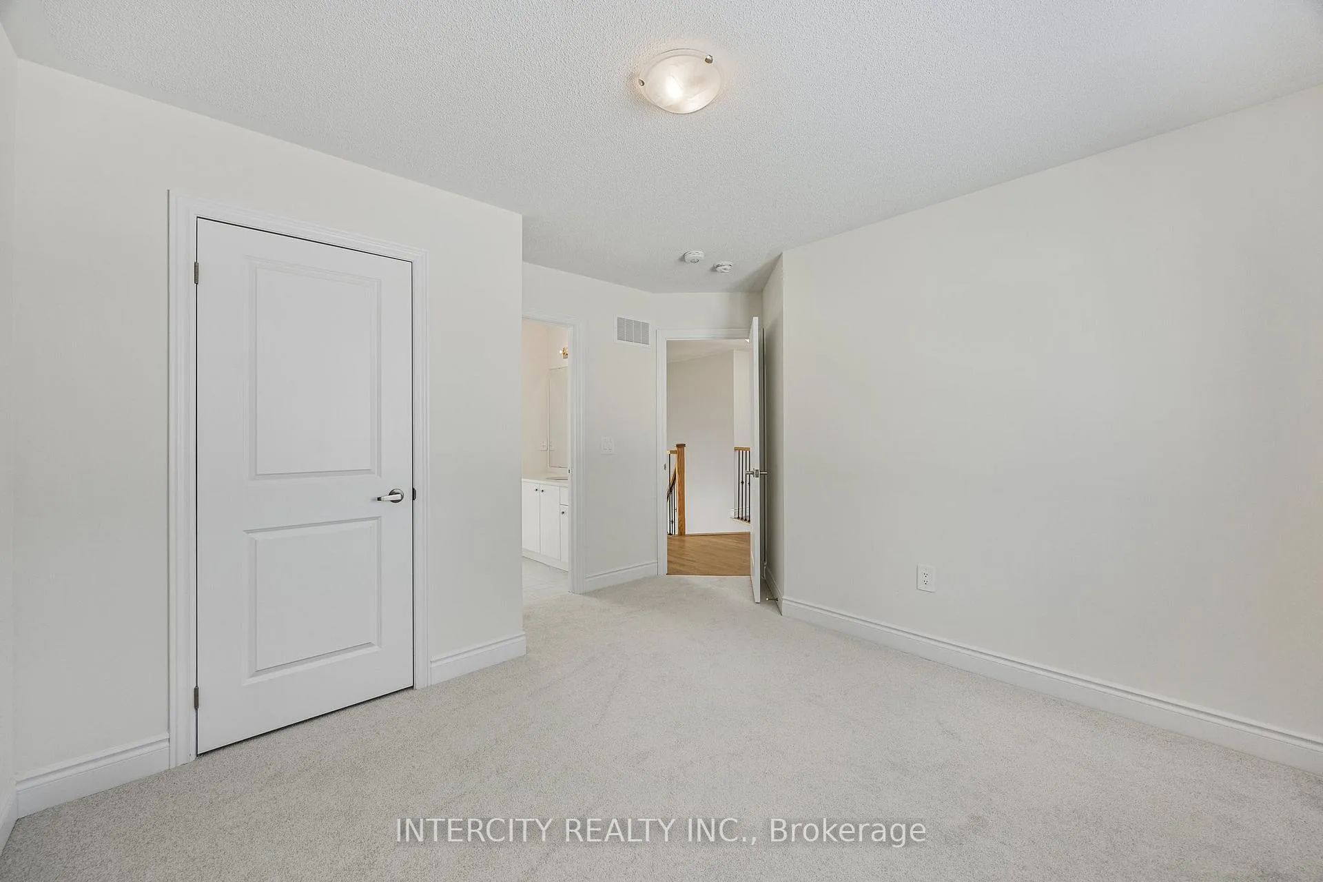 Photo 38 of 36 Legacy Circle, Wasaga Beach — HOMEH