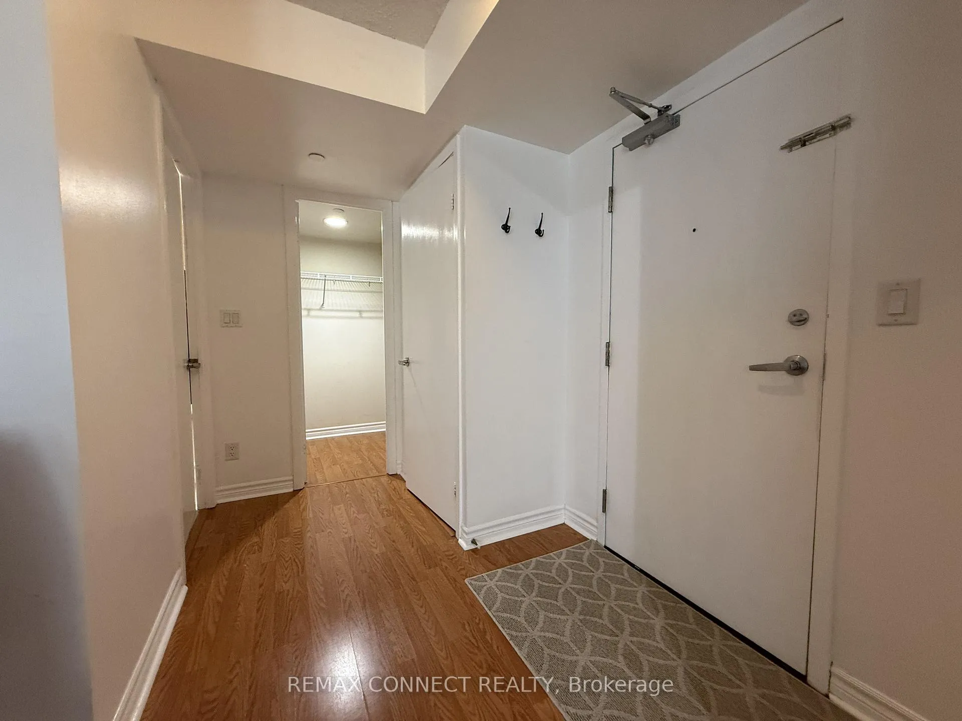 Photo 10 of Unit 1408, 200 Victoria Street, Toronto, Church-Yonge Corridor — HOMEH