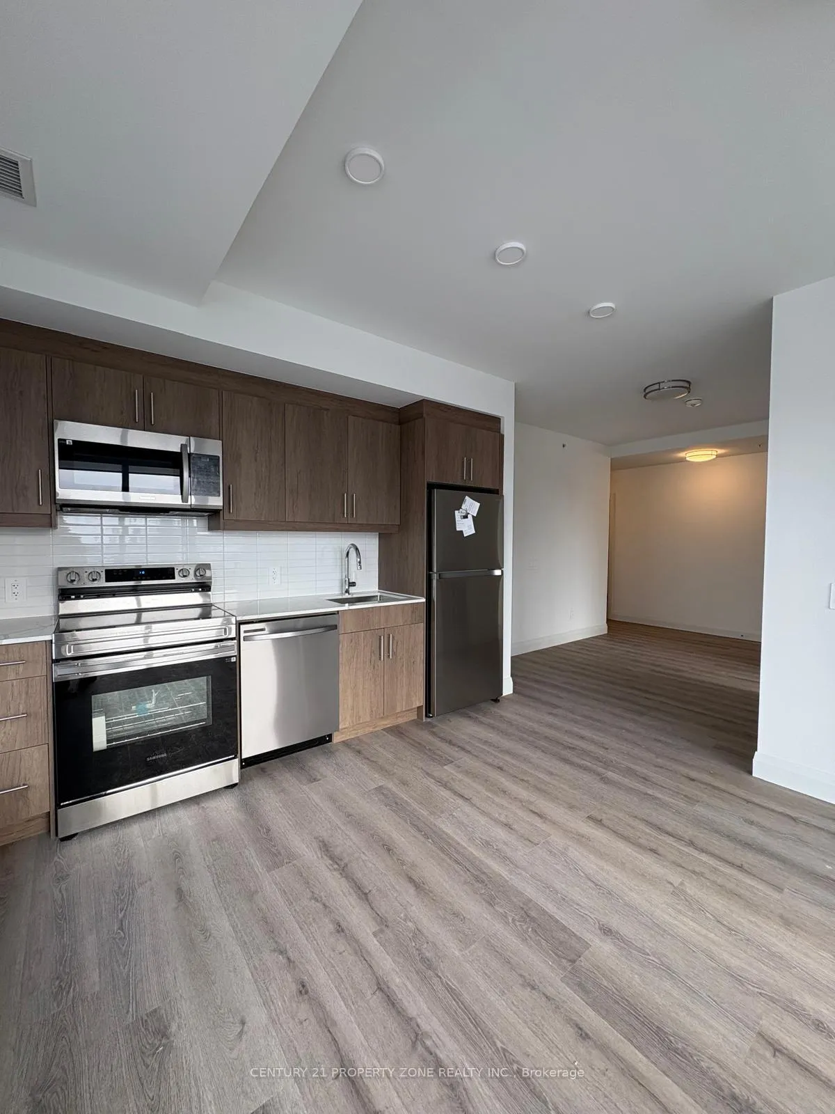 Photo 14 of Unit 213, 1333 Weber Street E, Kitchener — HOMEH